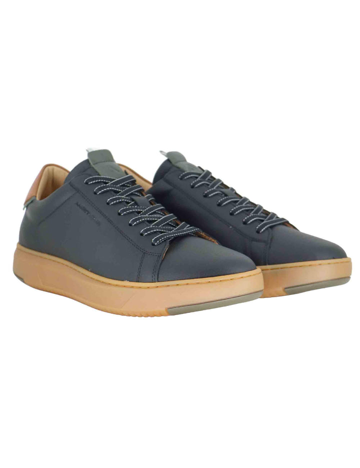 Sneakers uomo in pelle nera con suola ambra 13672 6584AM Ambitious 