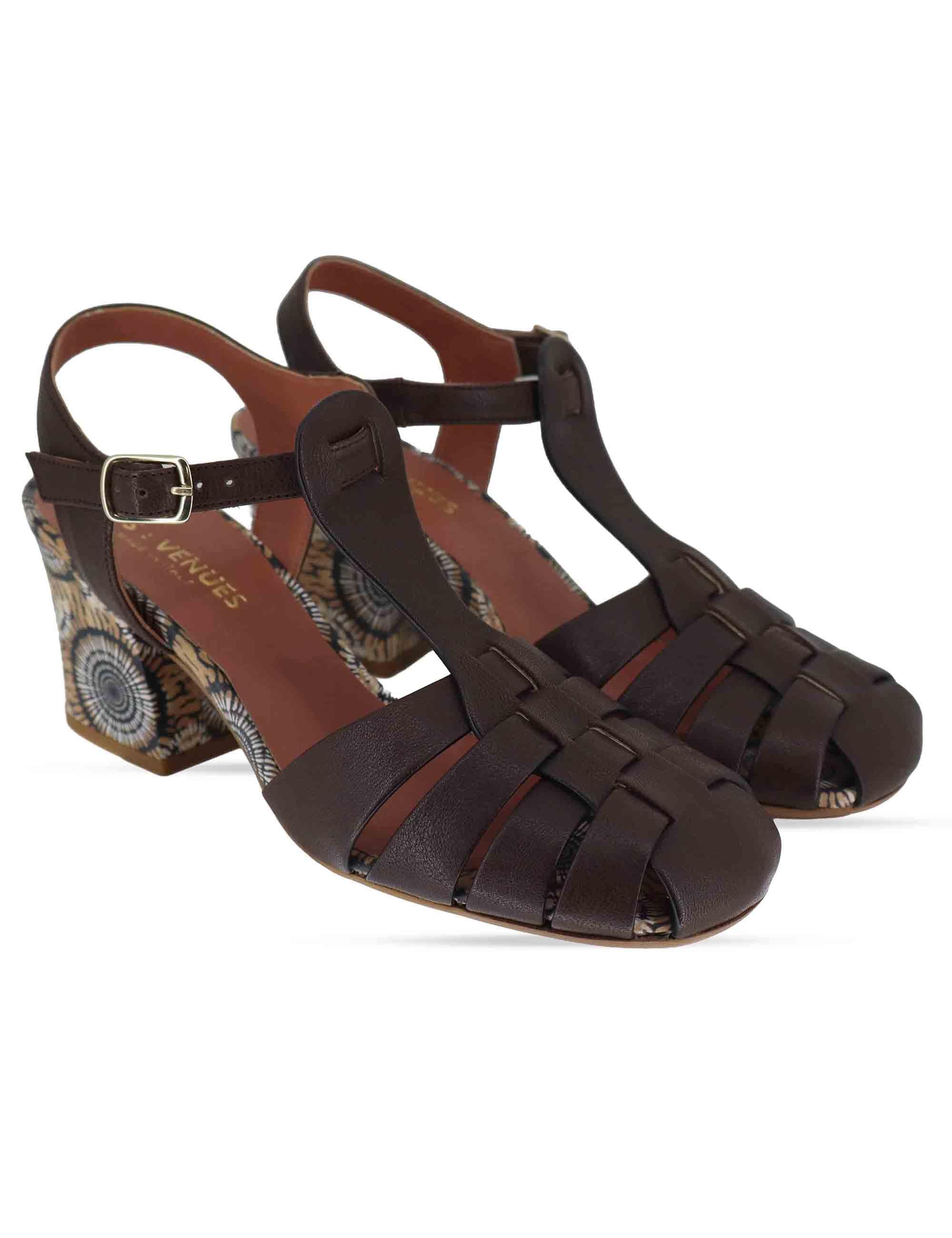 Sandali donna in pelle marrone con cinturino alla caviglia e tacco medio 5105P 014 Les Venues 