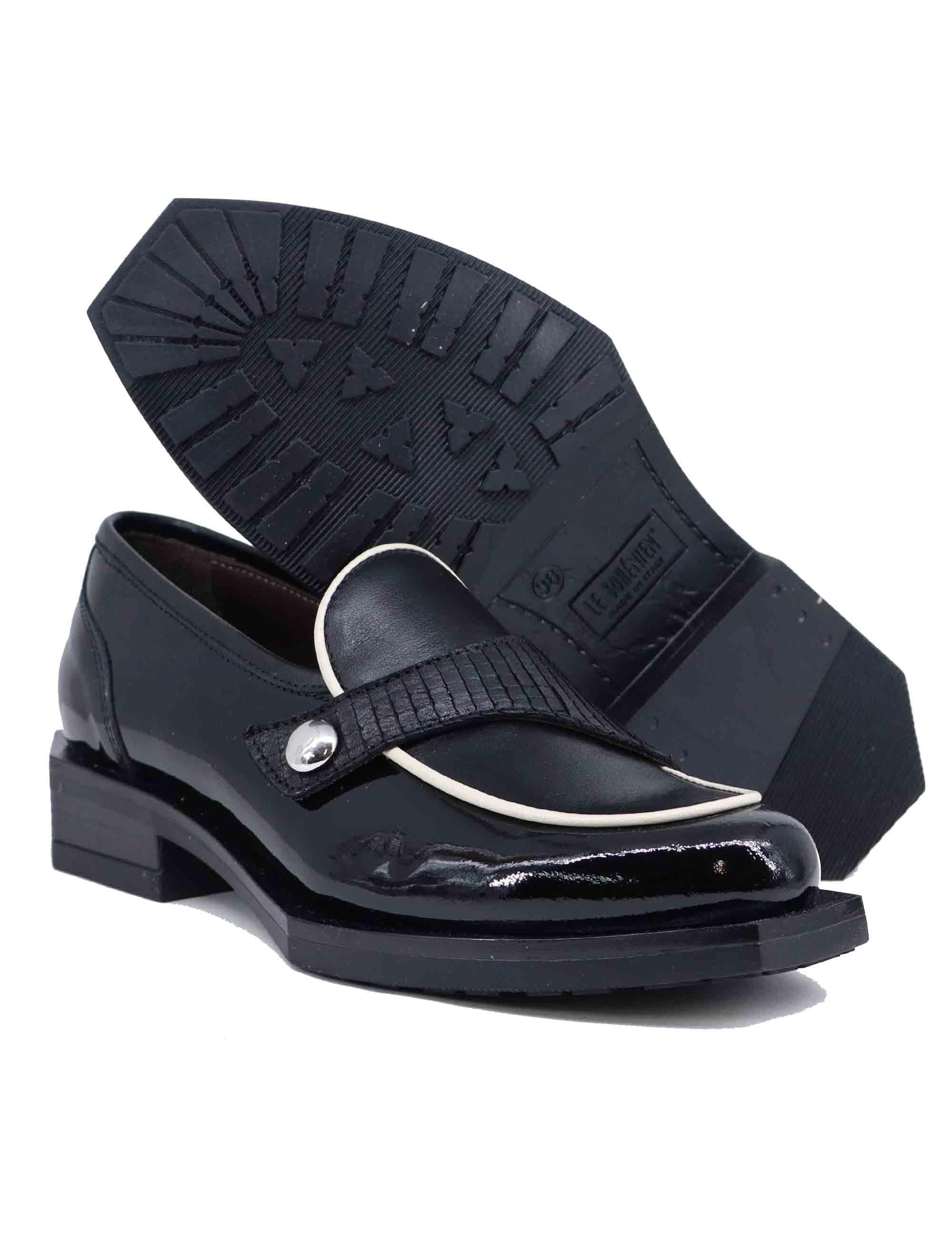 Mocassini donna in pelle nera con vernice in contrasto K50-1L 001 Le Bohemien 