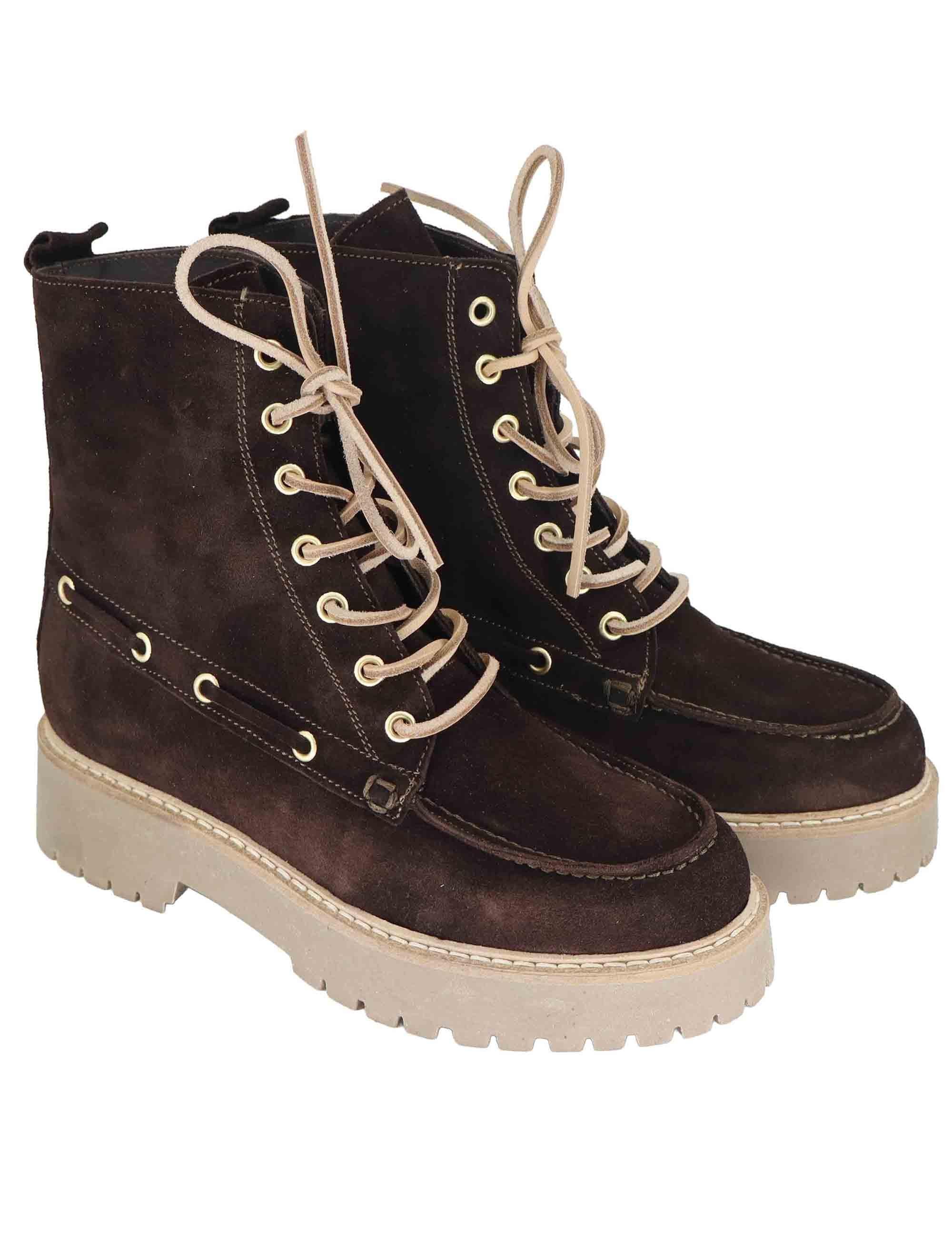 Stivaletti donna realizzati in crosta marrone con suola carrarmato SP17 014 Spatarella 