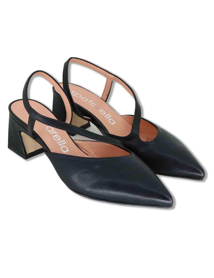 Décolleté slingback donna in pelle nera con cinturino obliquo e tacco 5cm SP2543 001 Spatarella 