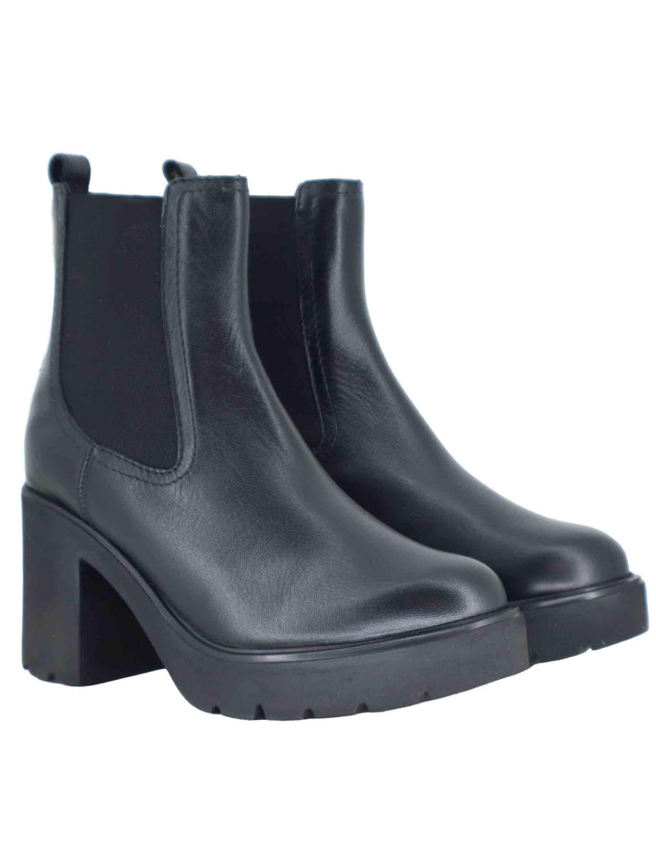 Stivaletti donna in pelle nera con suola alta in gomma KLINO STT BLACK Unisa 