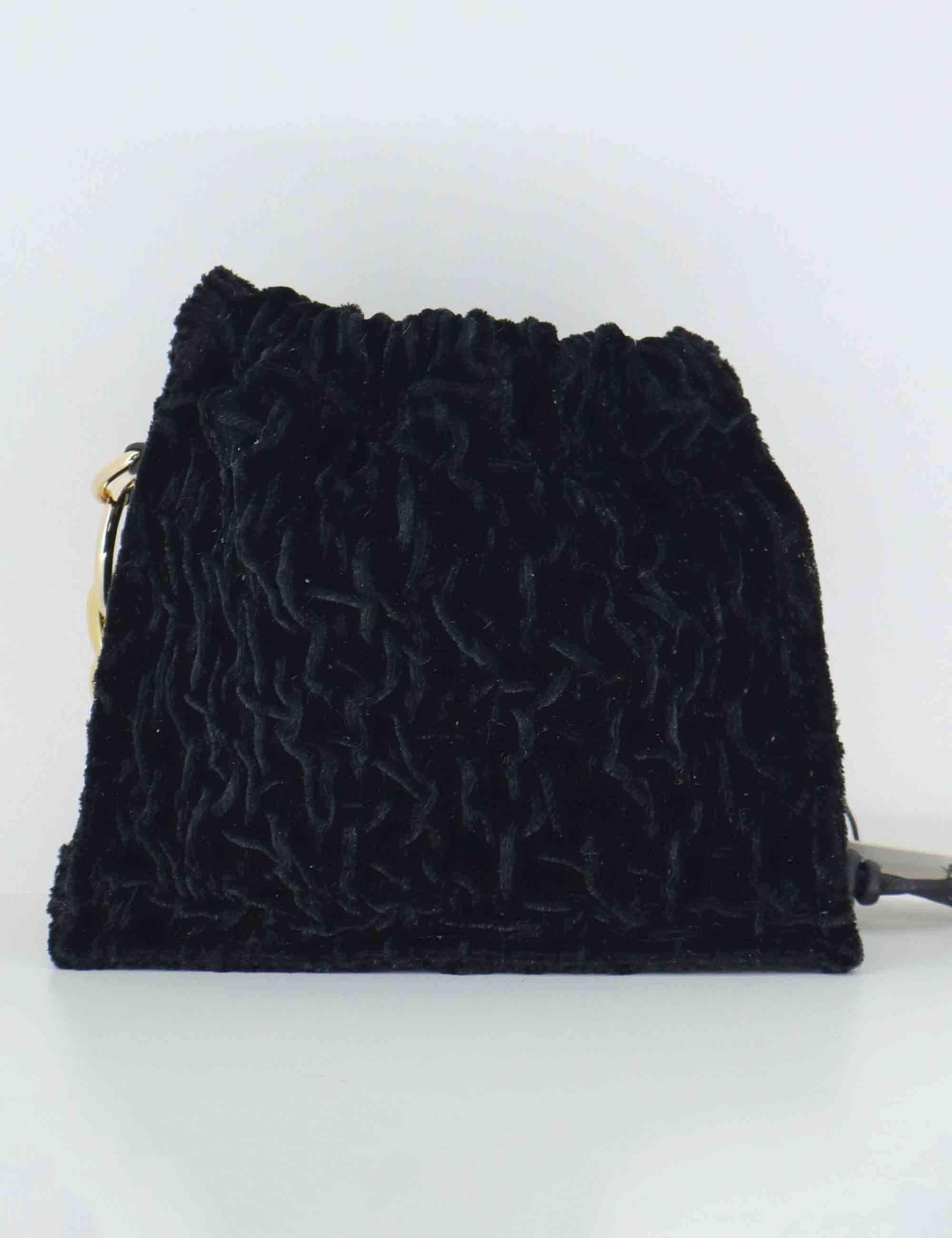 Mini Bag in Ciniglia Nera con Catena Oro – Collezione BON BON CRI CRI N