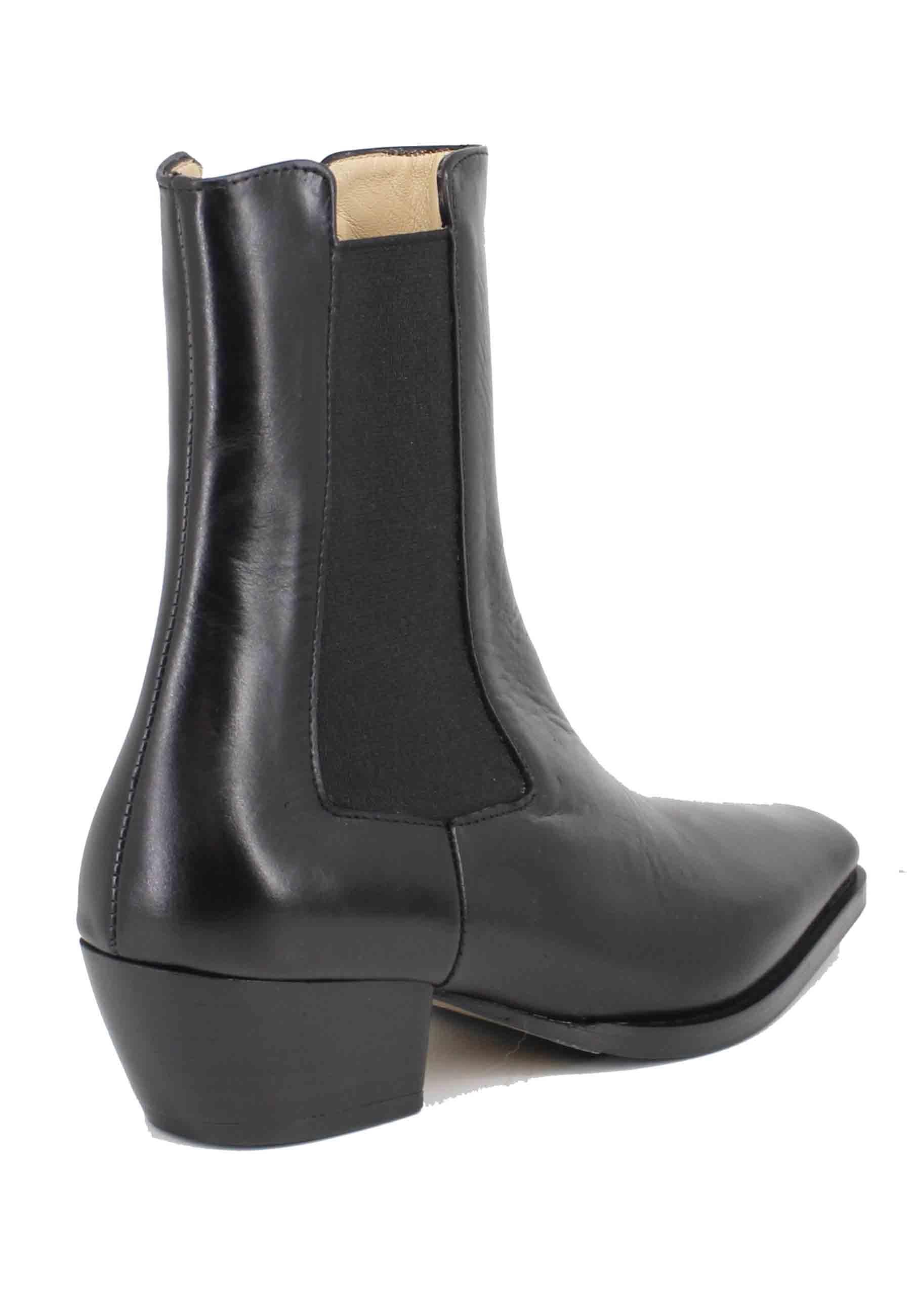 Stivaletti chelsea boot donna in pelle nera punta quadra BT1695/C 2 L'Arianna 