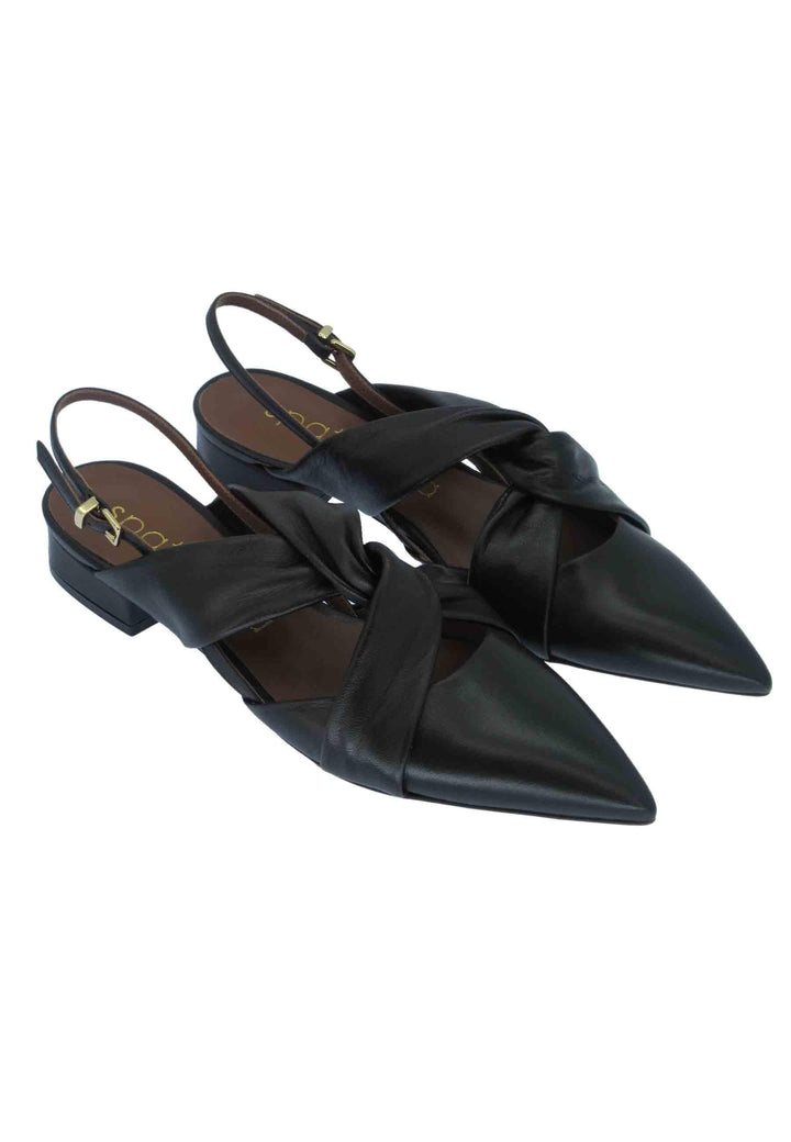 Decollete donna in pelle nera tacco basso e cinturino alla caviglia 161 001 Spatarella 