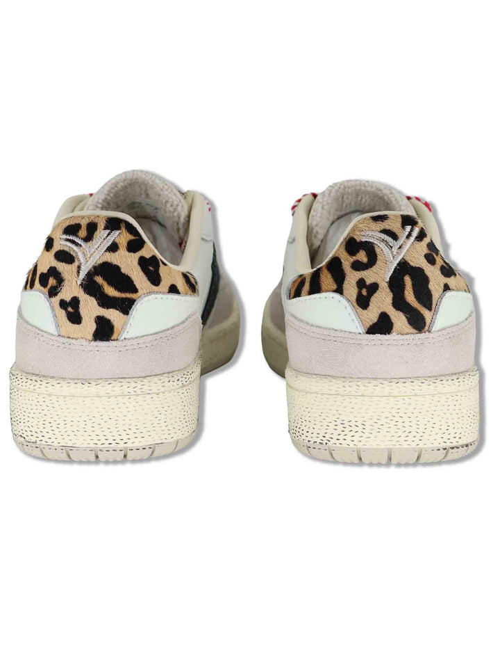 Sneakers donna Smesh in pelle bianca con riporti in contrasto 8806117 20_Blanco Victoria 