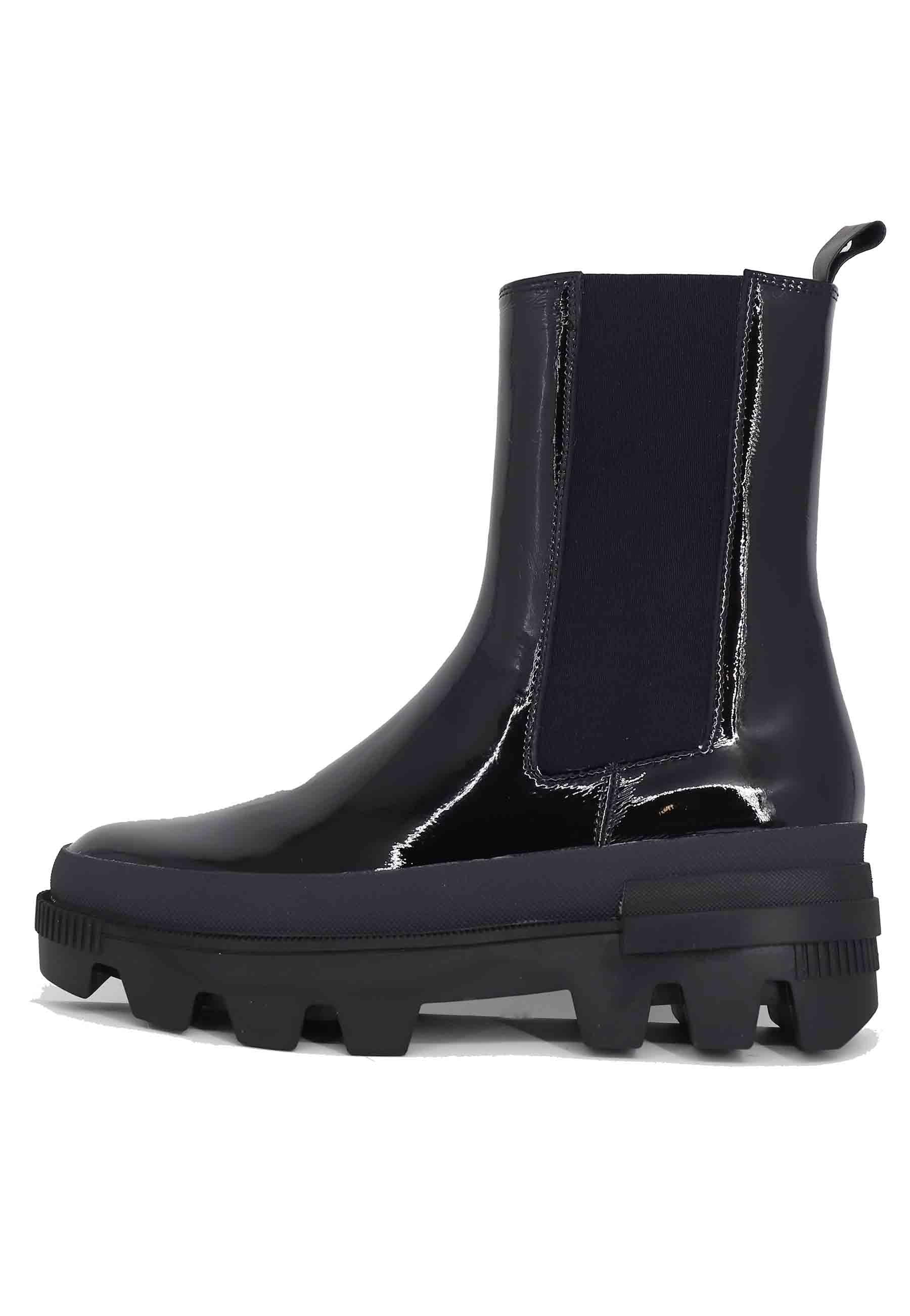 Stivaletti donna in vernice nera con fondo carrarmato Violet 830T10VK 001 Bibi Lou 