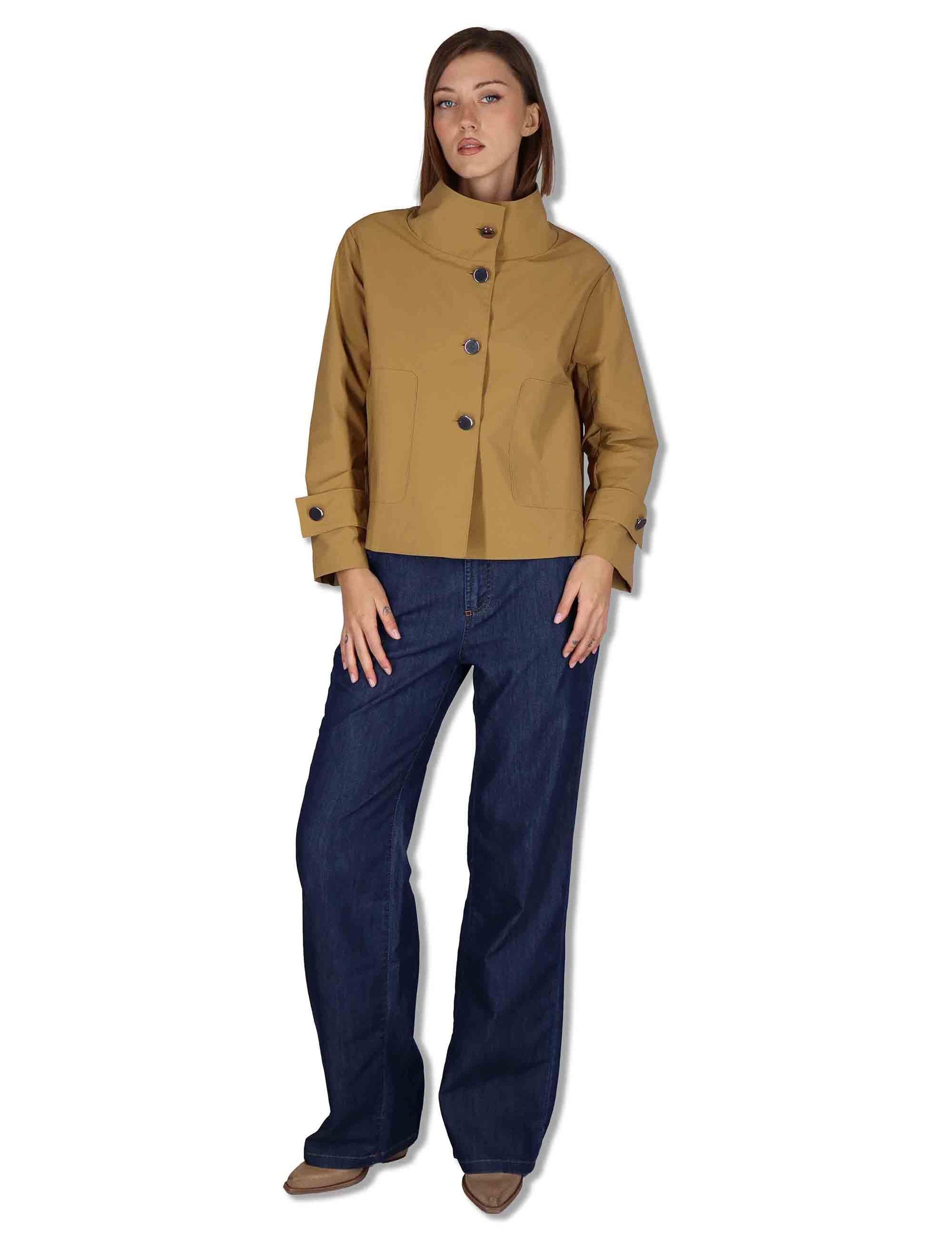 Giubbotto donna Montelupo in tessuto cammello con bottoni in metallo 50260018 034 Ewooluzione 