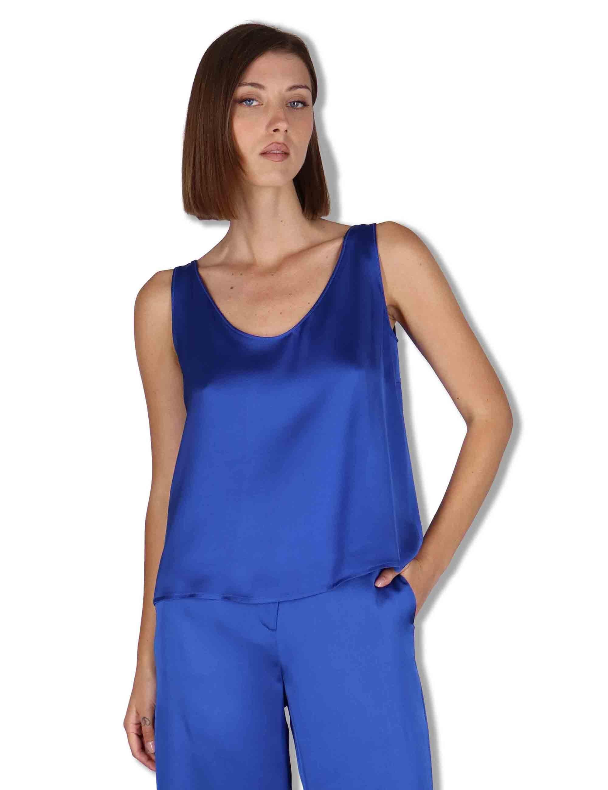 Top donna Shiny Cady in satin blu svasato con scollo posteriore JP556950631 80059 Maliparmi 