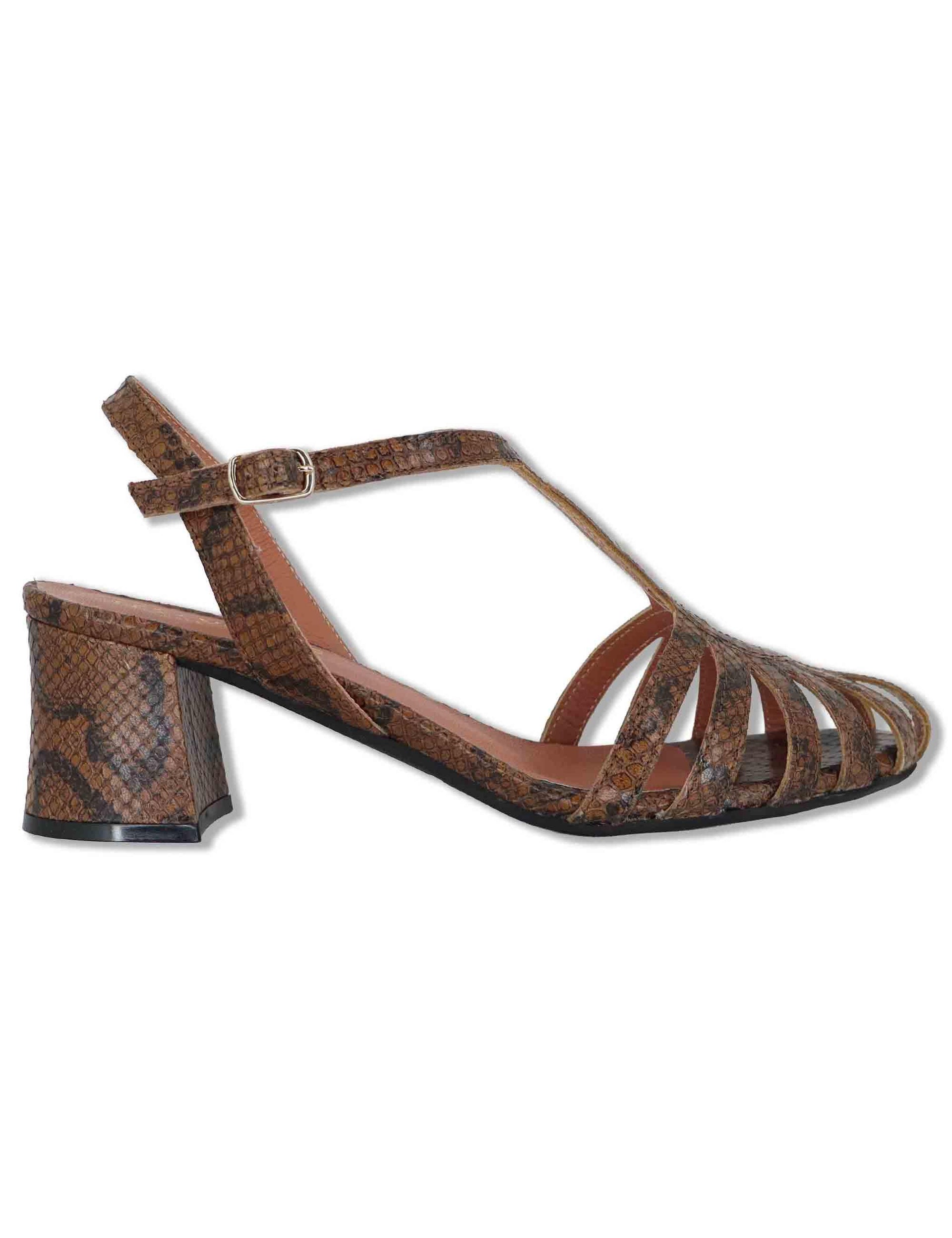 Sandali donna in pelle marrone con tacco medio e cinturino alla caviglia 9711 014 Les Venues 