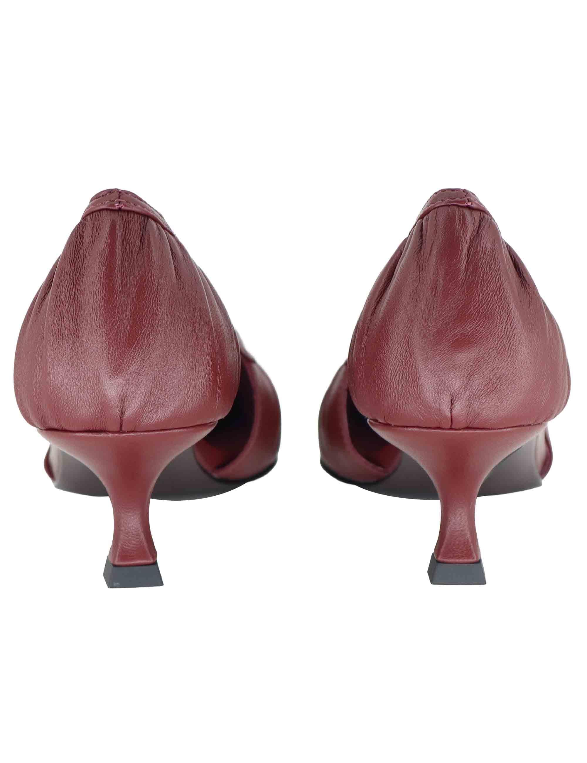 Decollete donna in pelle bordeaux plisse con tacco basso 596Z10VK 40 Bibi Lou 
