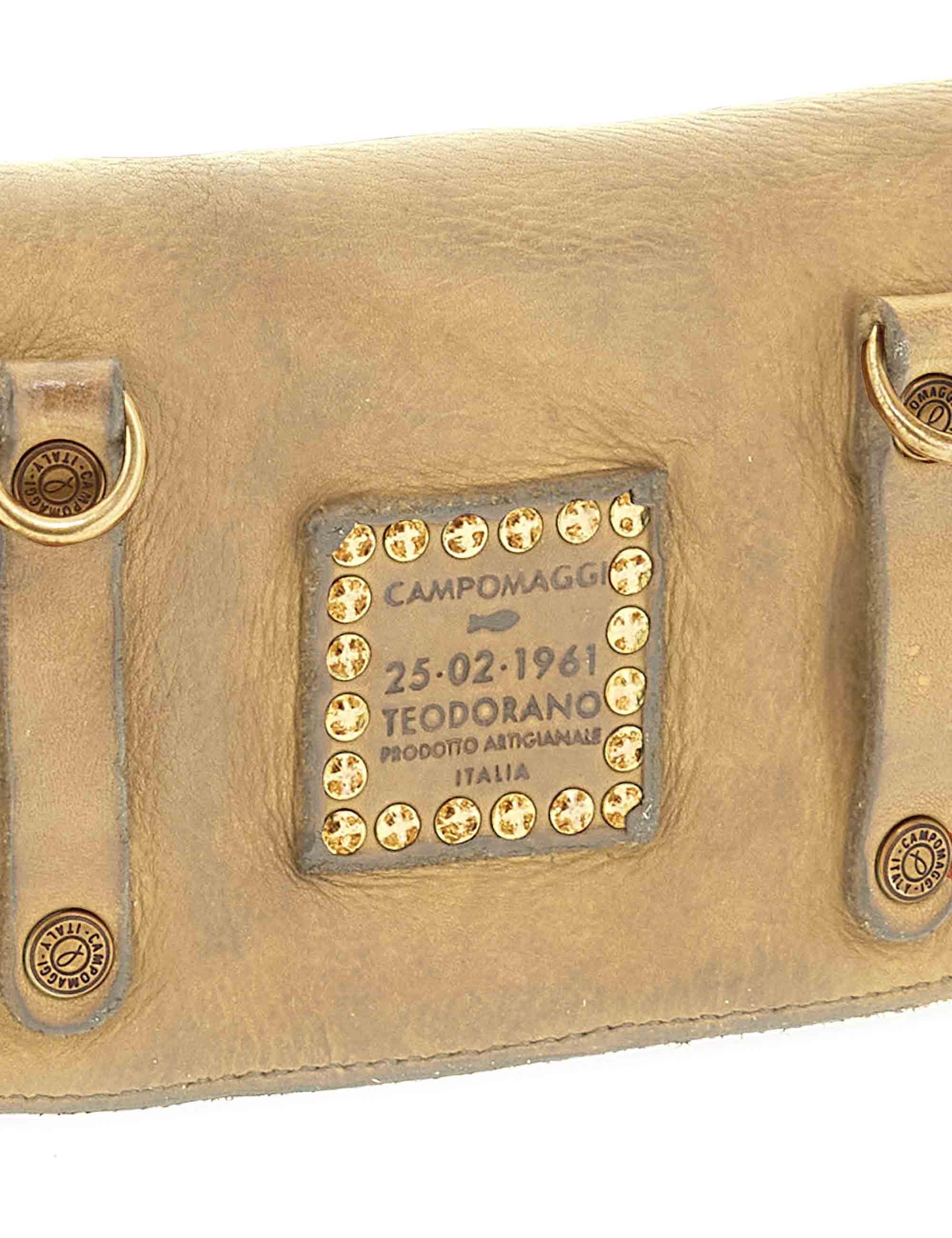 Borse pochette donna Kura in pelle beige con borchie oro C040680ND X0007 C0539 Campomaggi 