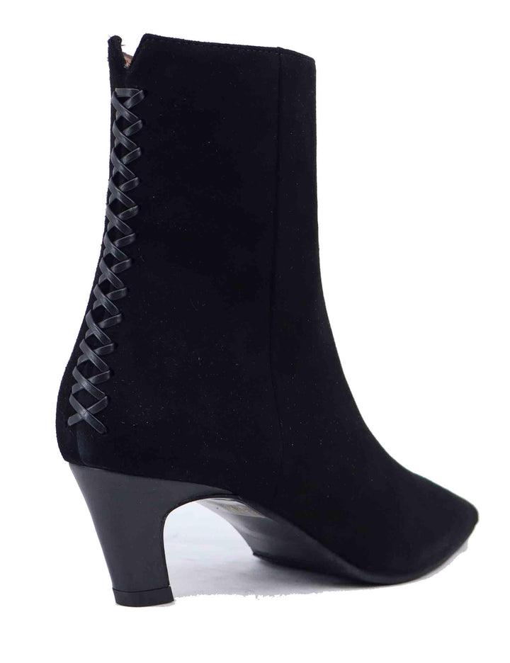 Stivaletti donna in camoscio nero con punta a punta SP4033 001 Spatarella 