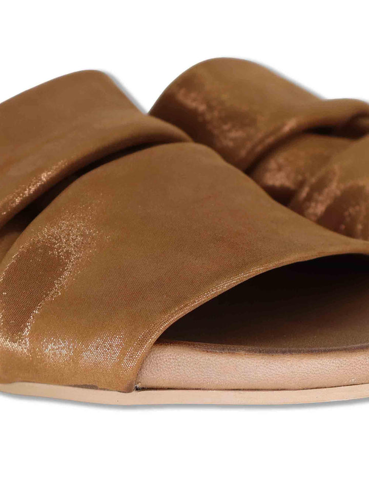 Sandali donna in tessuto oro con fussbett in pelle senza cinturini WG2401 200181 Bueno 