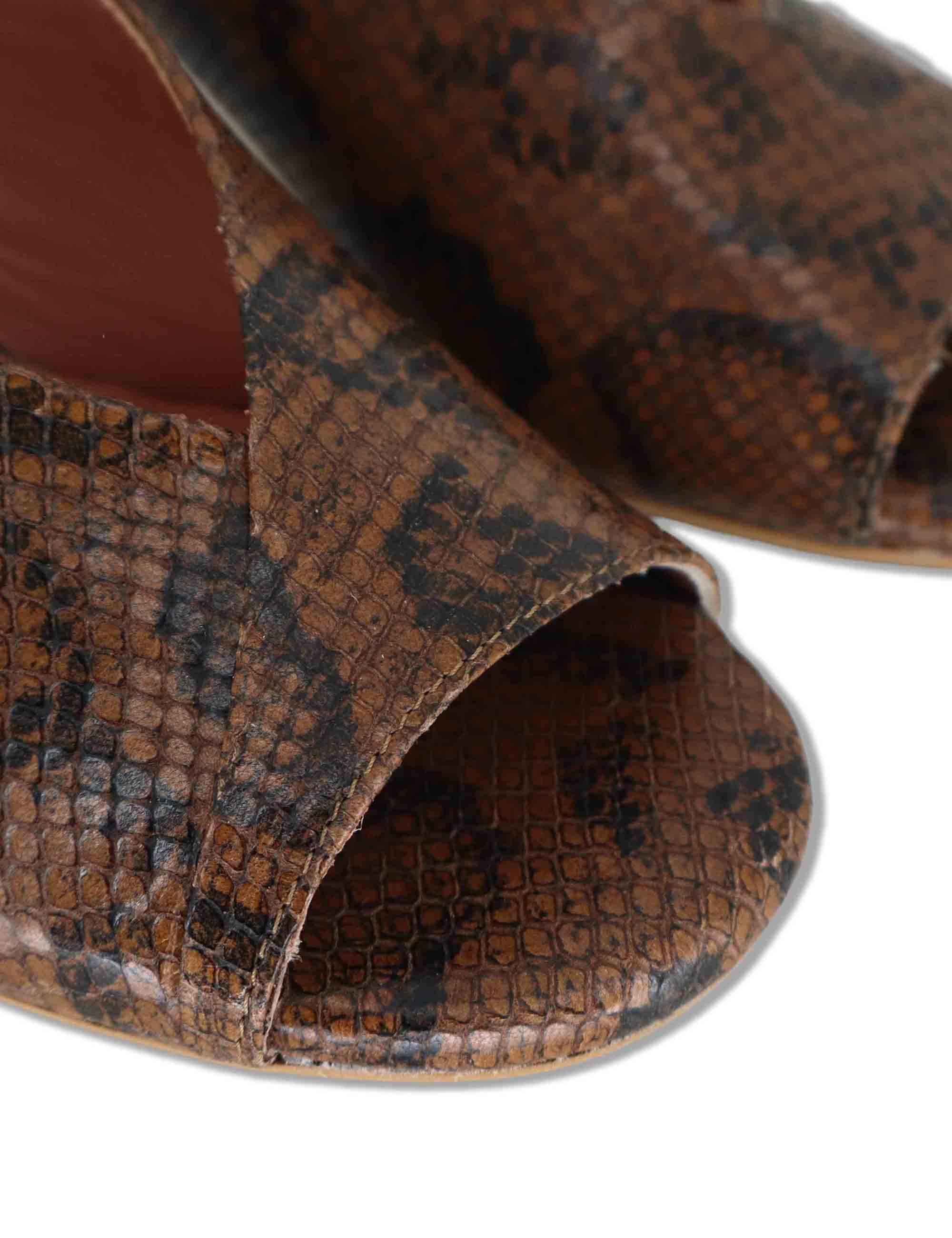 Sandali donna slingback in pelle marrone stampata tacco basso D801 014 Les Venues 