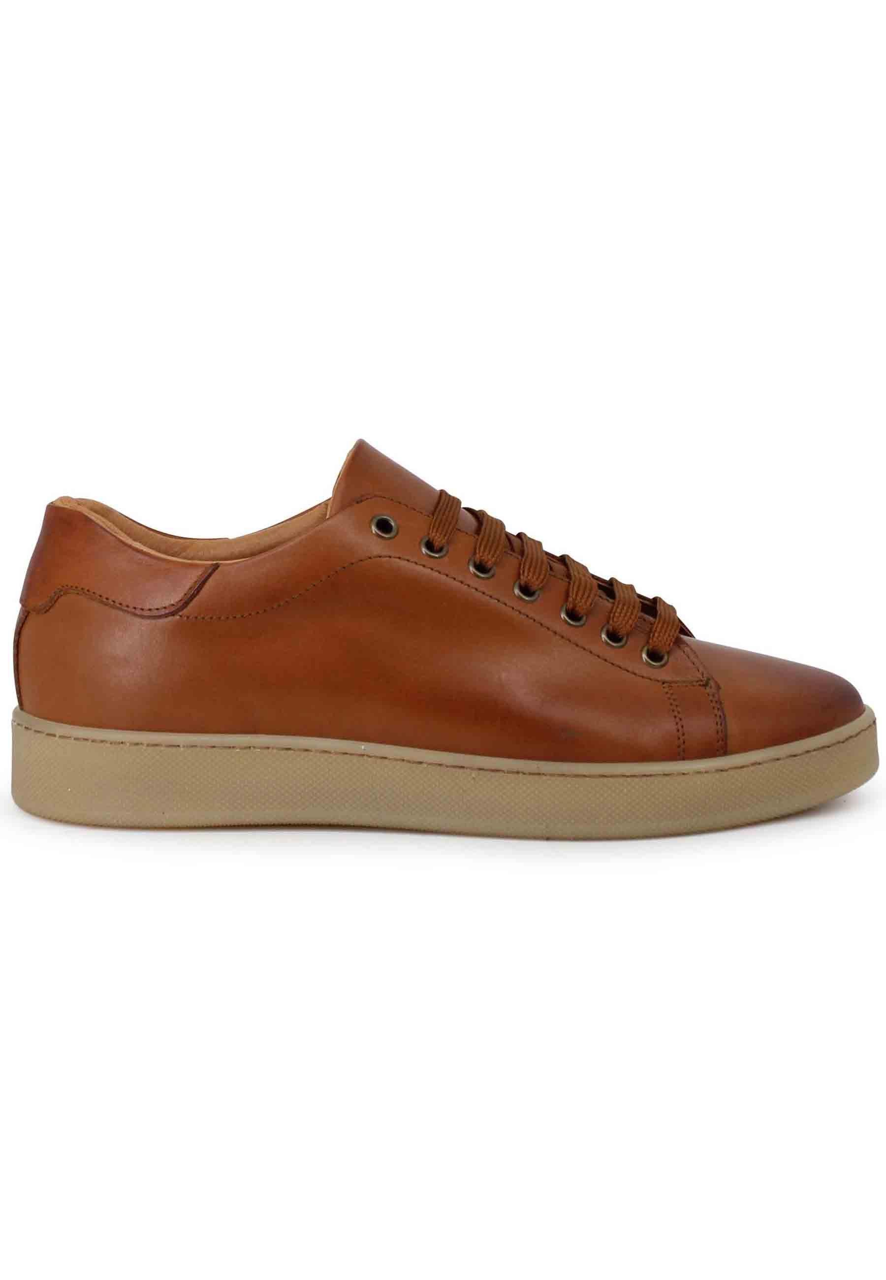 Sneakers uomo in pelle cuoio con fondo gomma 2011 012C Spatarella 