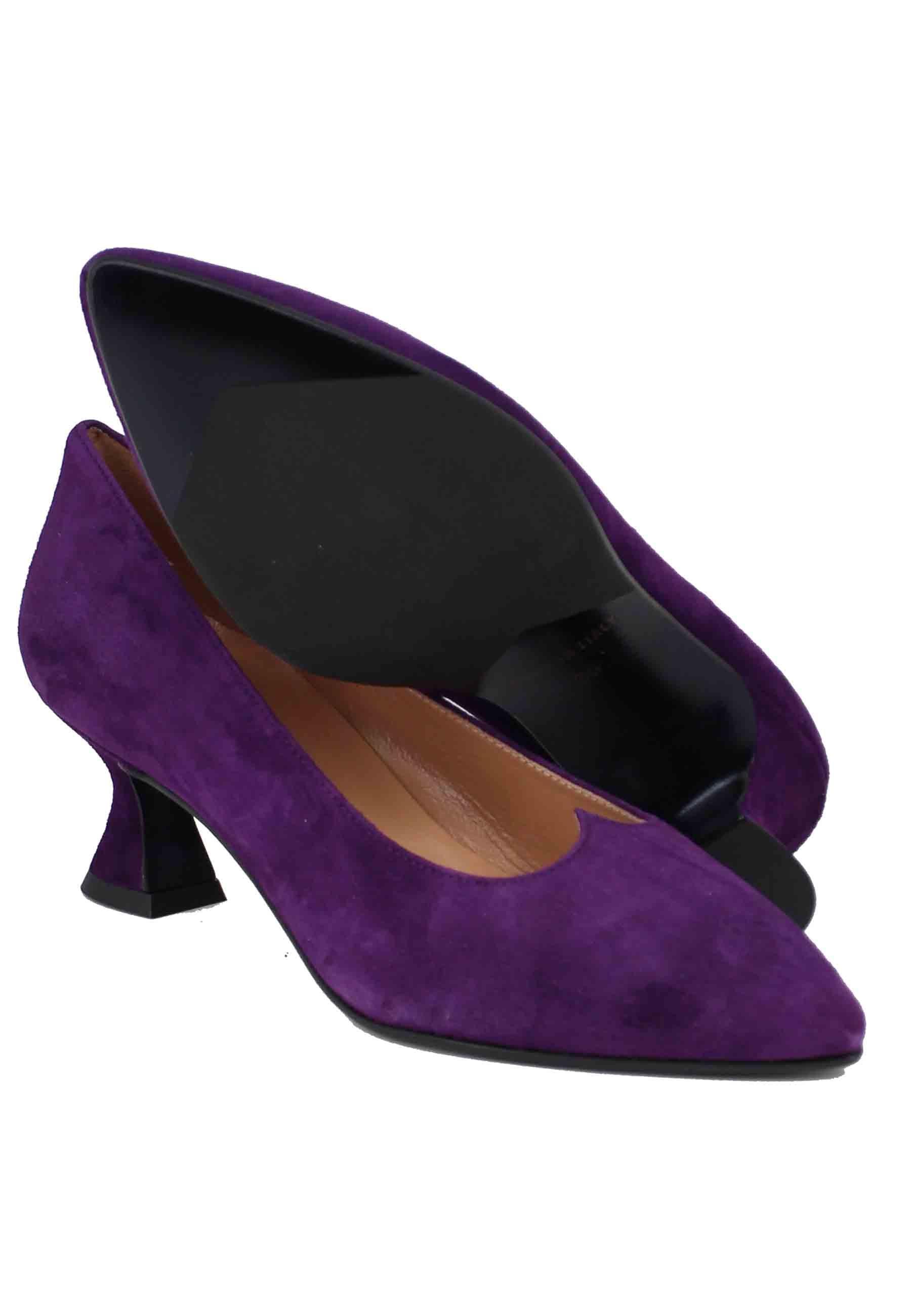 Decollete donna in camoscio viola con scollo a cuore SPK2103 037 Spatarella 