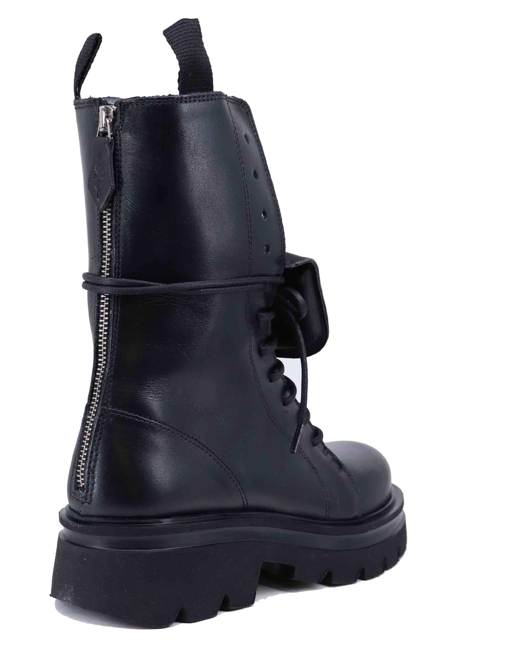 Anfibi donna in pelle nera con zip posteriore SCORPIO 001 Patrizia Bonfanti 