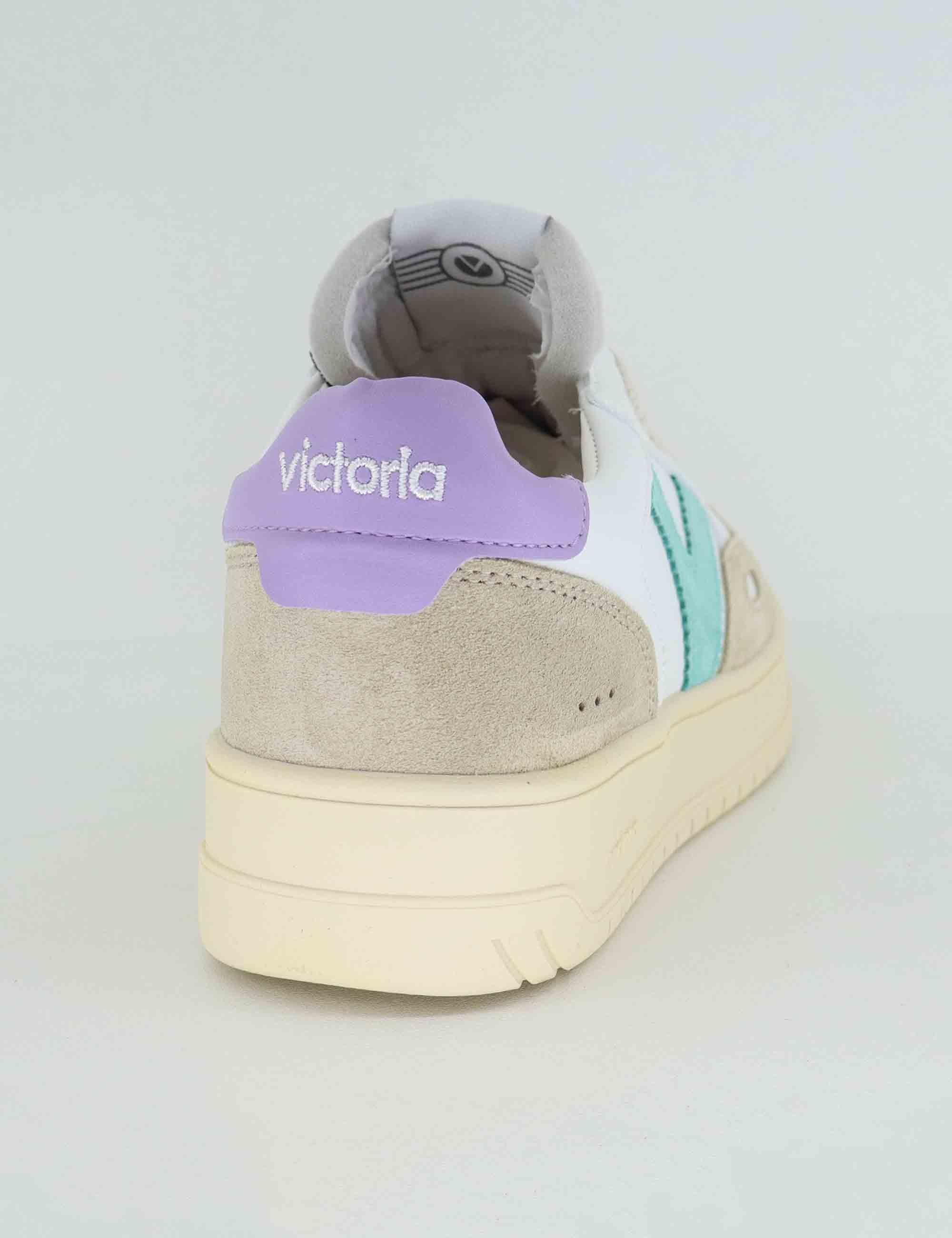 Victoria 1257101Lila