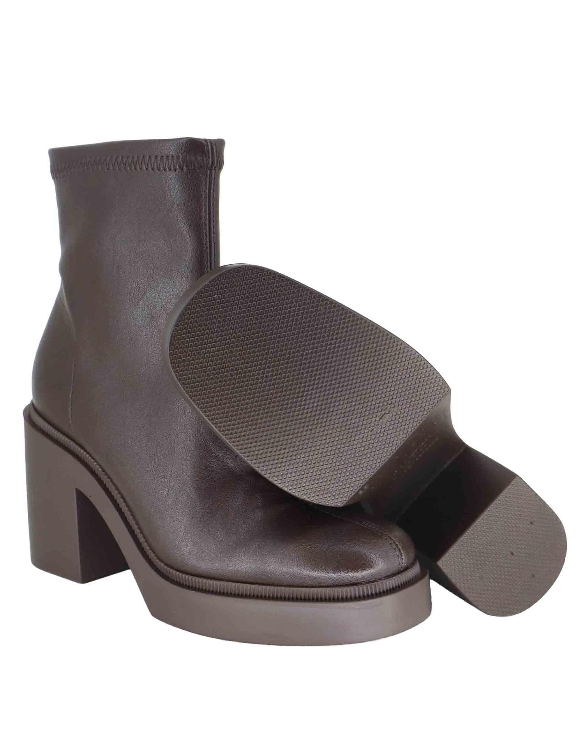 Stivaletti donna in tessuto elasticizzato marrone e zeppa alta 78515-64 44 Miss Elastic 