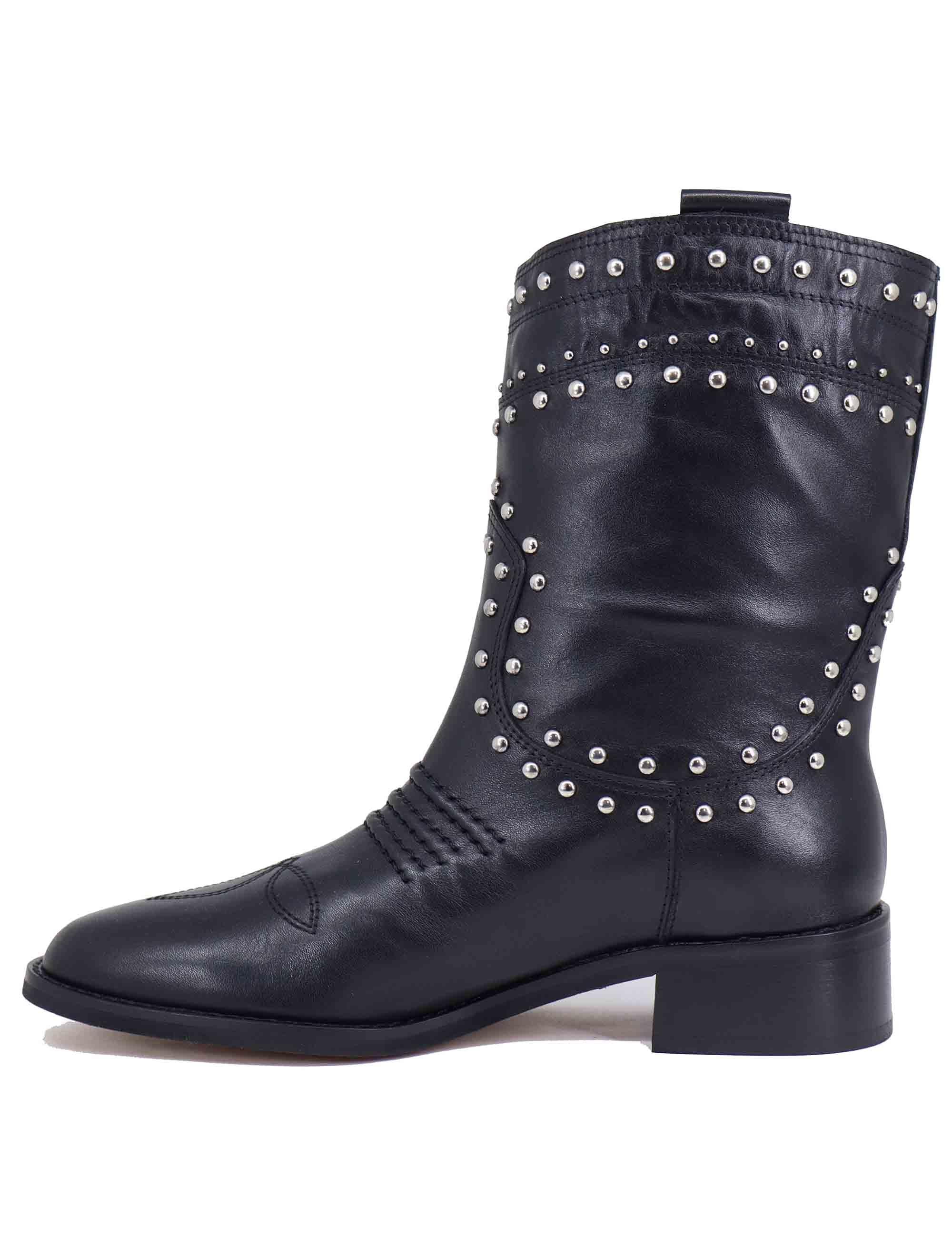 Texani donna Briawa in pelle nera con borchie 822T10AA 03 Bibi Lou 