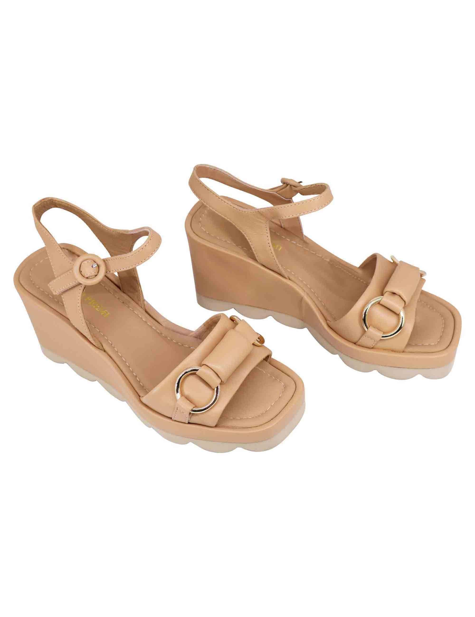 Sandali donna in pelle beige con zeppa alta e cinturino alla caviglia BH3405X 014 Bruno Premi 