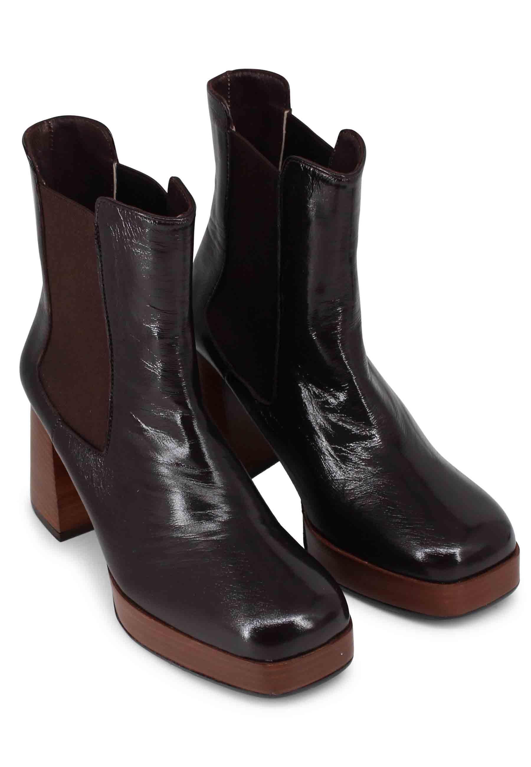 Stivaletti beatles donna in pelle marrone con tacco e plateau BT1666 11 L'Arianna 