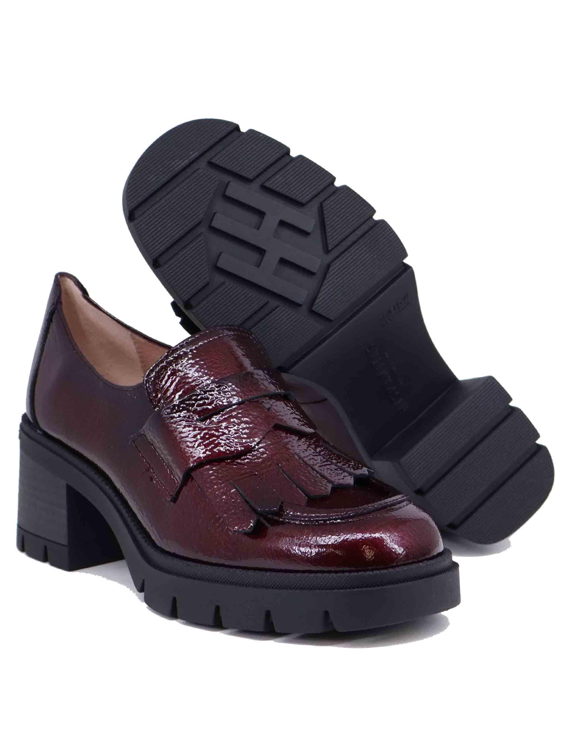 Mocassini donna in vernice bordeaux con suola in gomma HI243610 C004 Hispanitas 