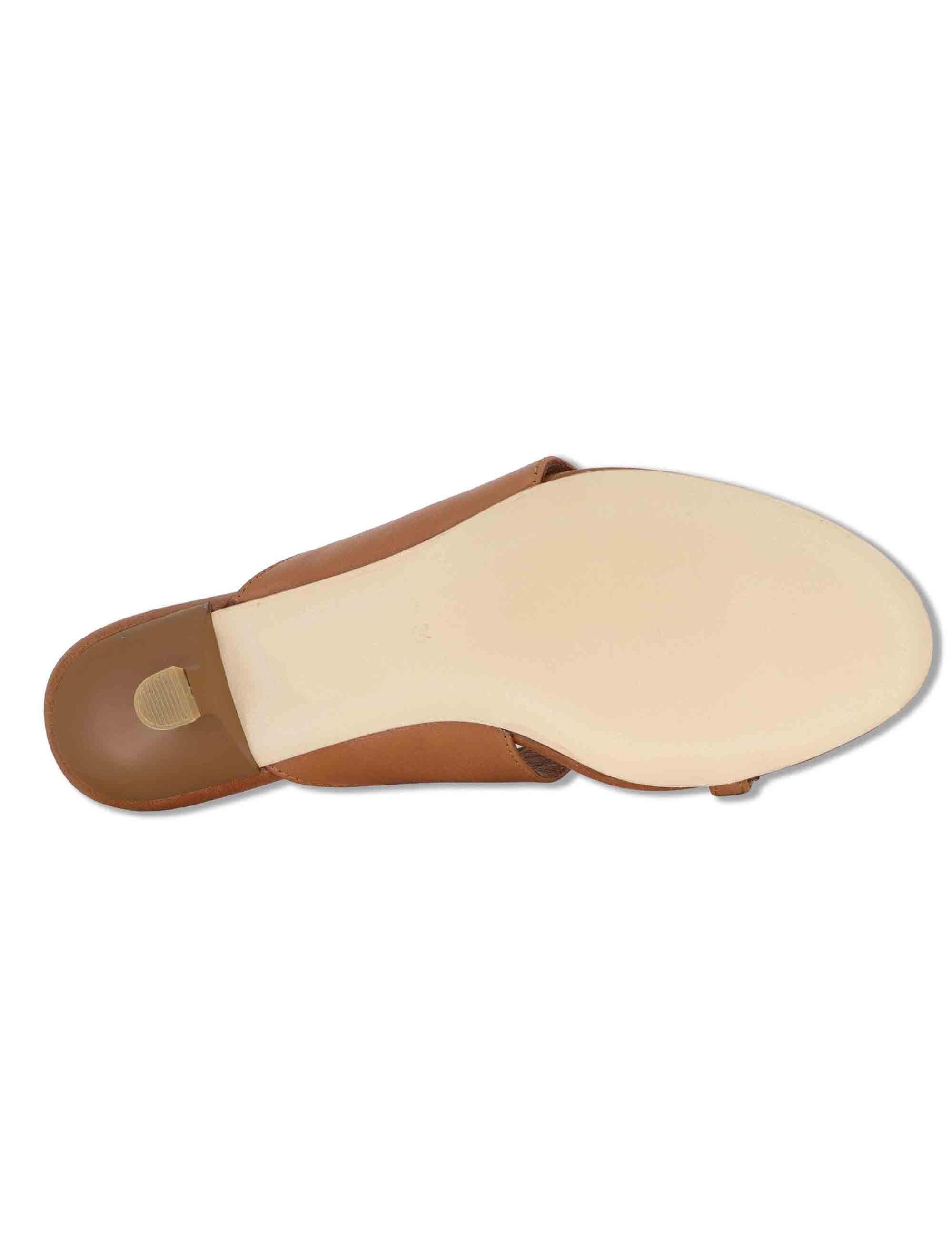 Sandali donna infradito in pelle cuoio con anello oro e tacco basso SP261650 014 Spatarella 