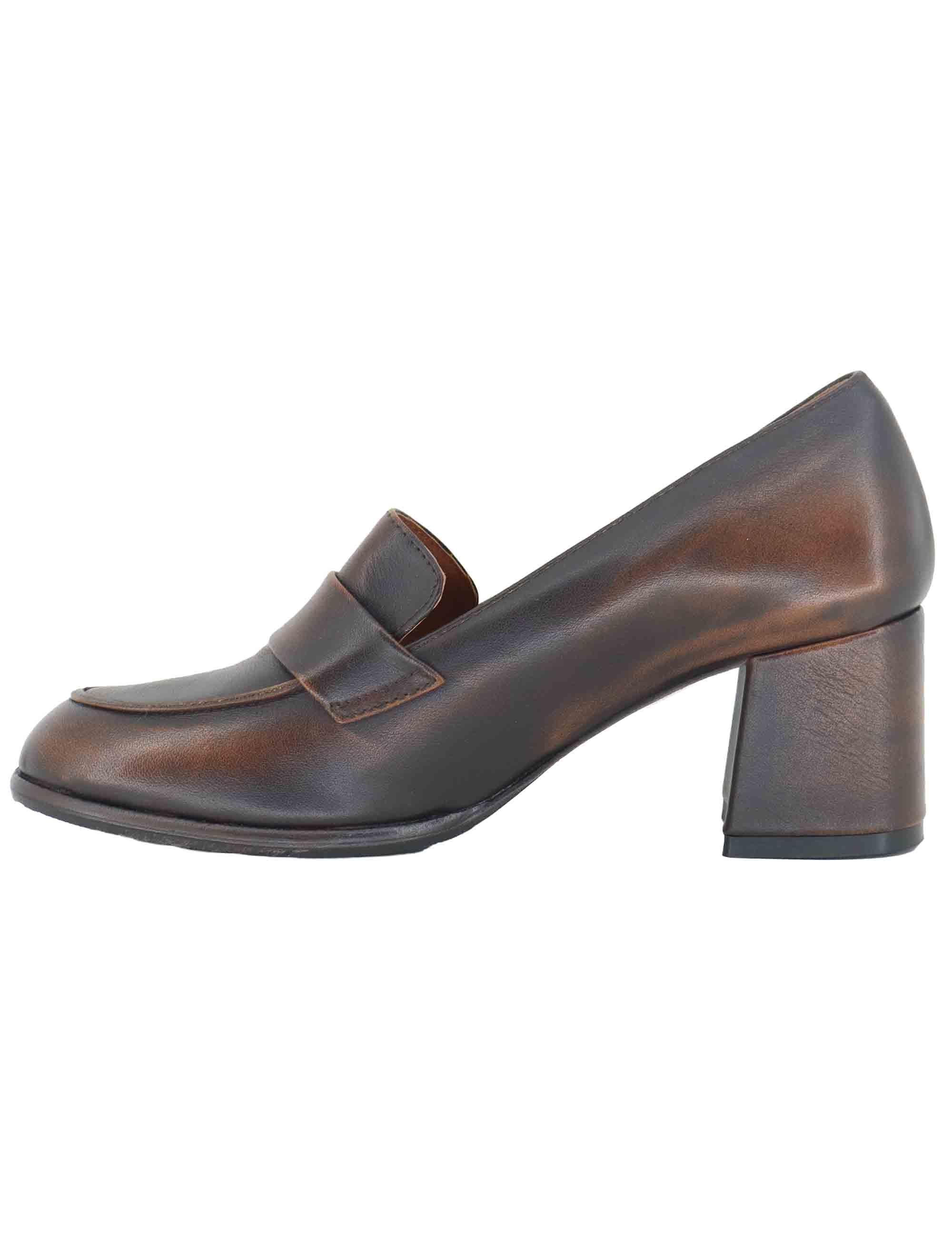 Mocassini donna in pelle vintage marrone tacco medio MO2600 014 L'Arianna 