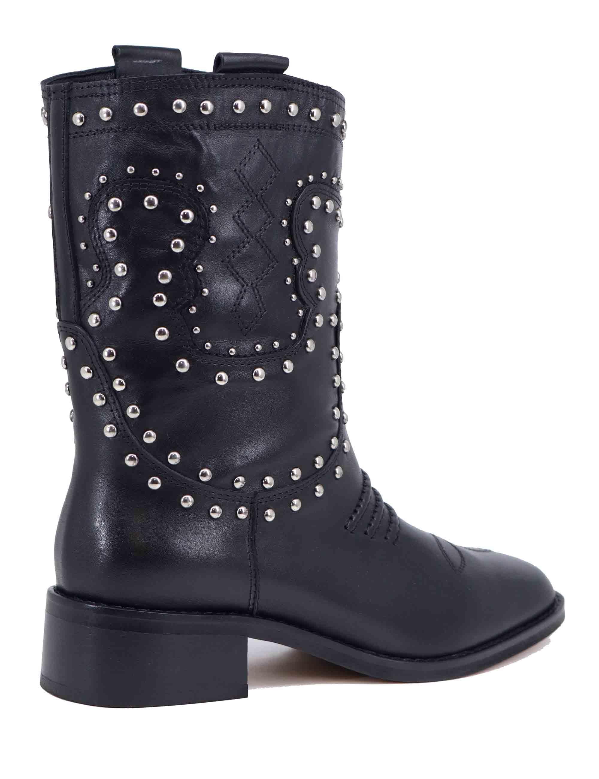 Texani donna Briawa in pelle nera con borchie 822T10AA 03 Bibi Lou 