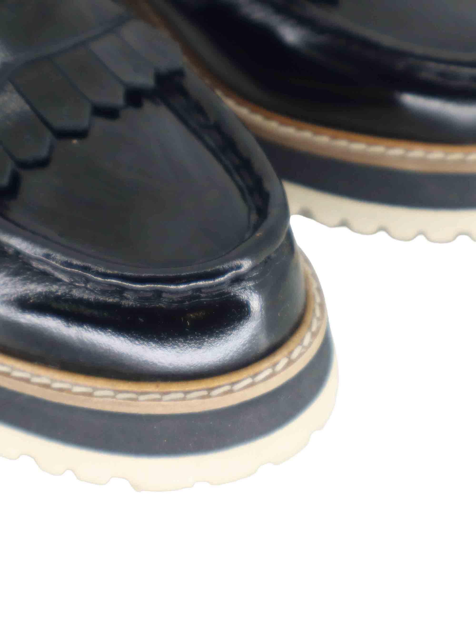 Mocassini donna in pelle nera con suola in gomma alta e punta tonda SP56888 001 Spatarella 