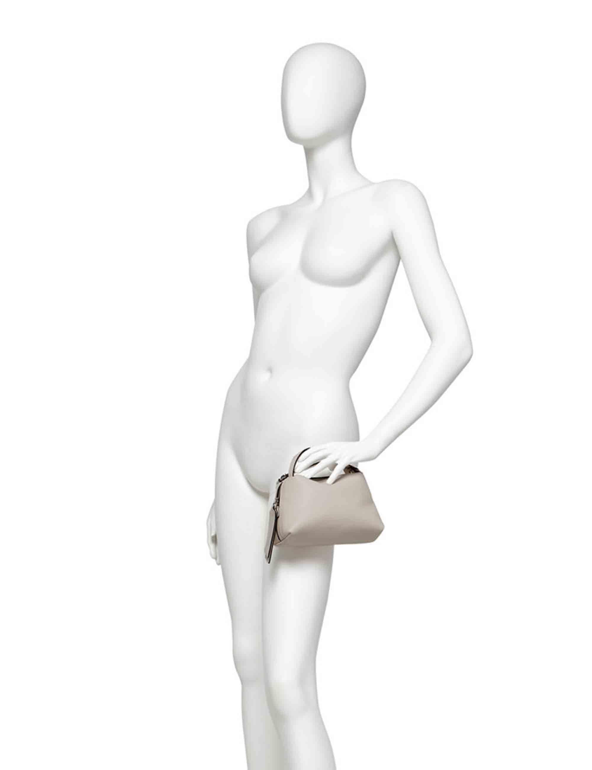 Borse donna Alifa in pelle martellata nera BS8145 001 COMMGRN Gianni Chiarini 