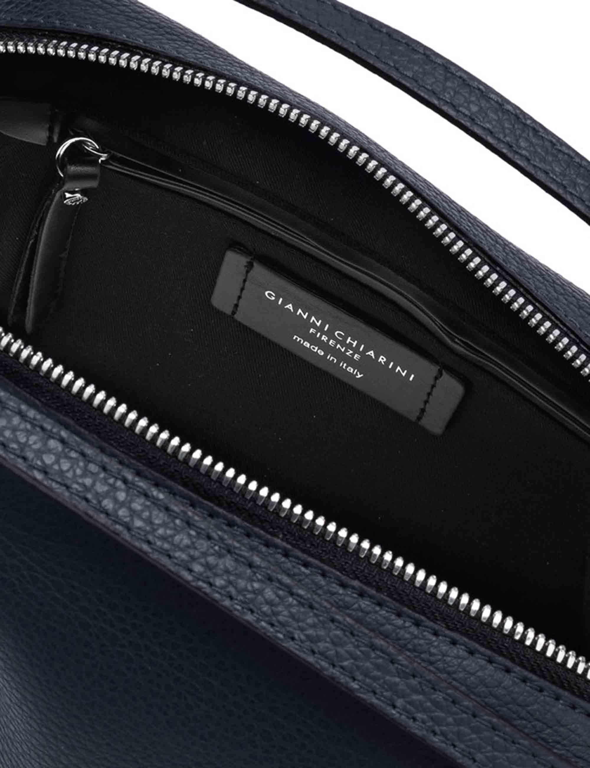 Borse donna Alifa in pelle martellata navy BS8148 0208 COMMGRN Gianni Chiarini 