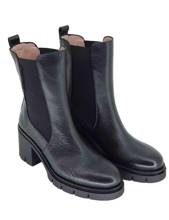 Stivaletti donna in pelle nera con suola carrarmato HI254313 C002 Hispanitas 