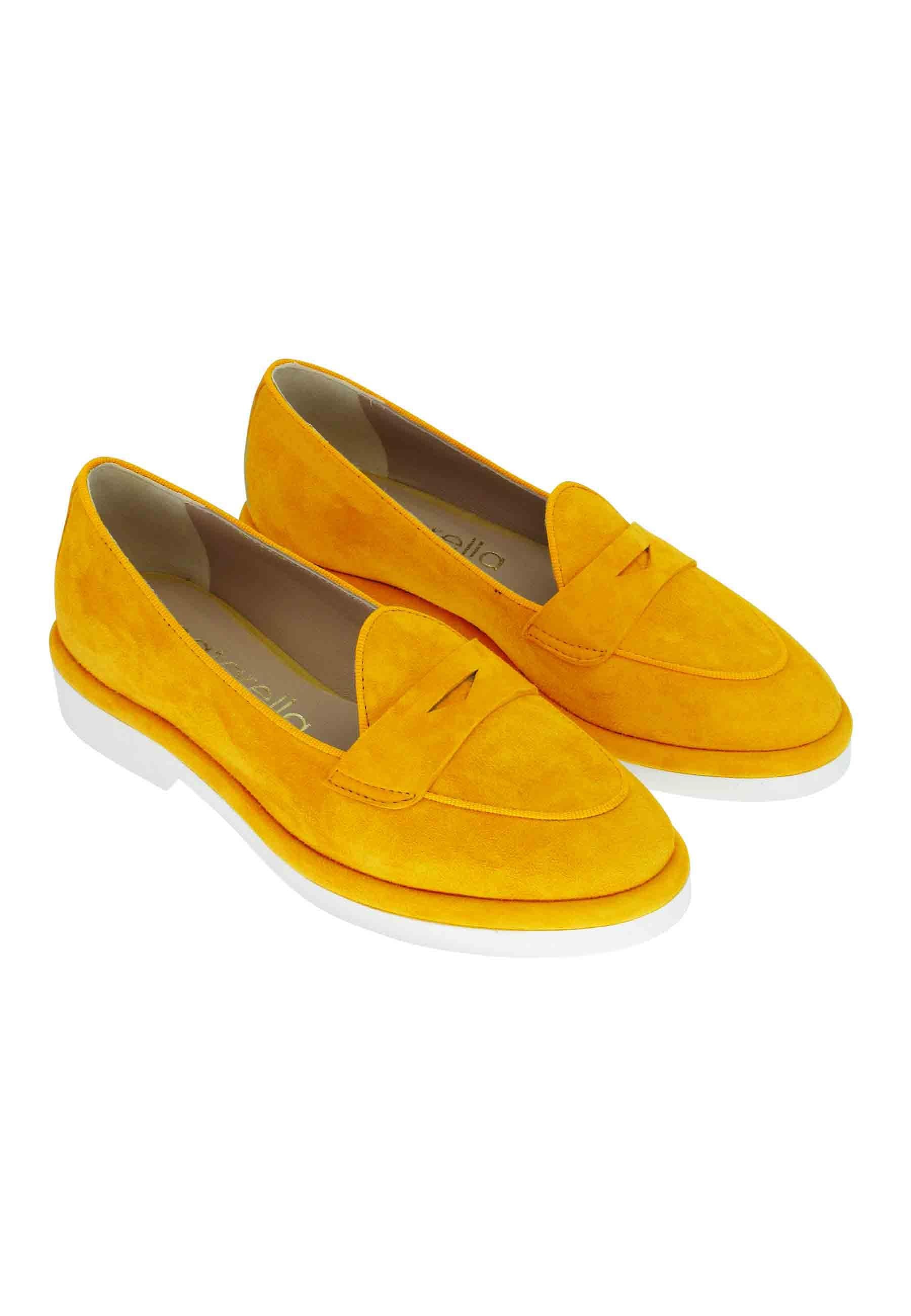 Mocassini donna in camoscio zafferano e suola in gomma B188 049 Spatarella 