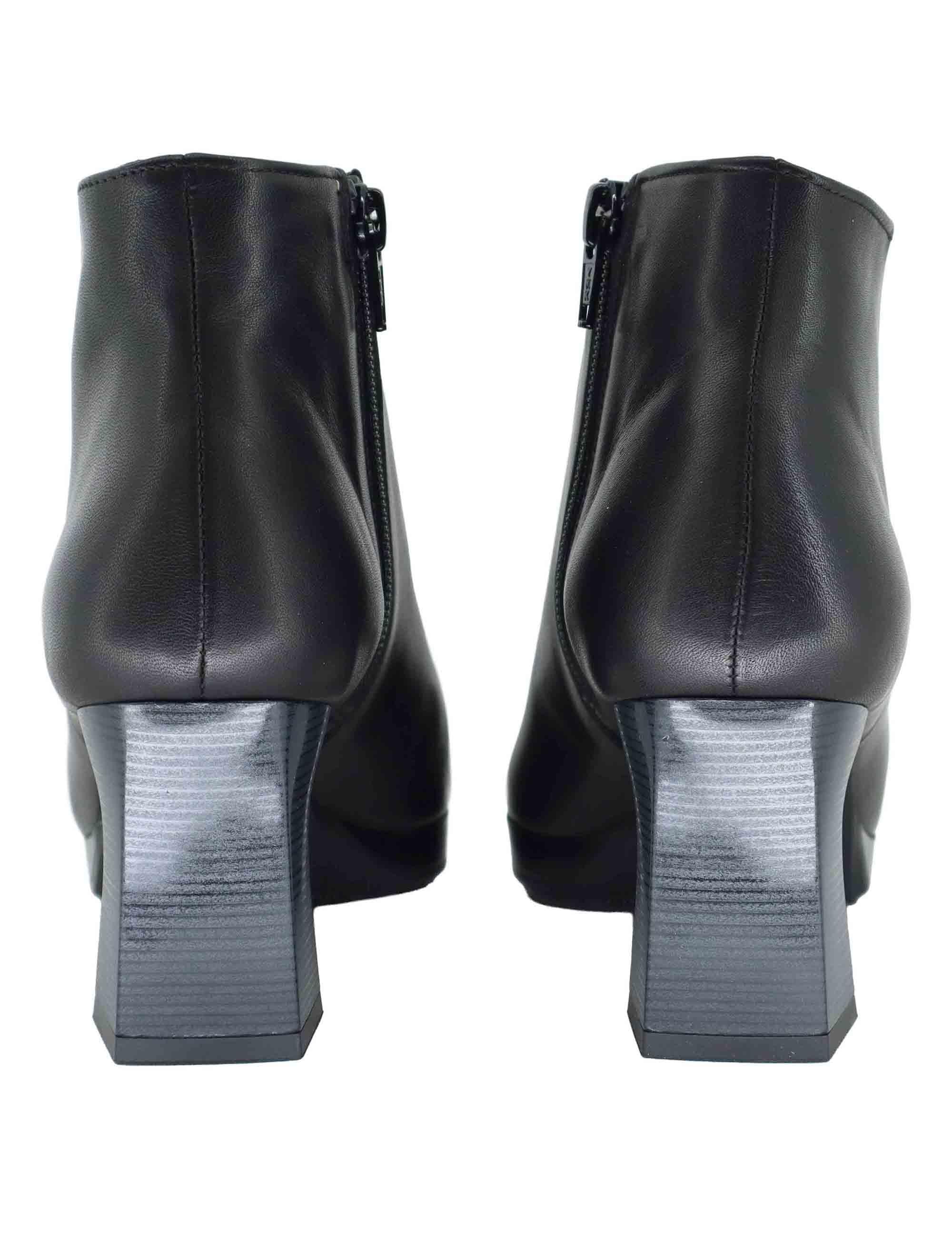 Stivaletti donna in pelle nera con tacco alto HI254270 C006 Hispanitas 