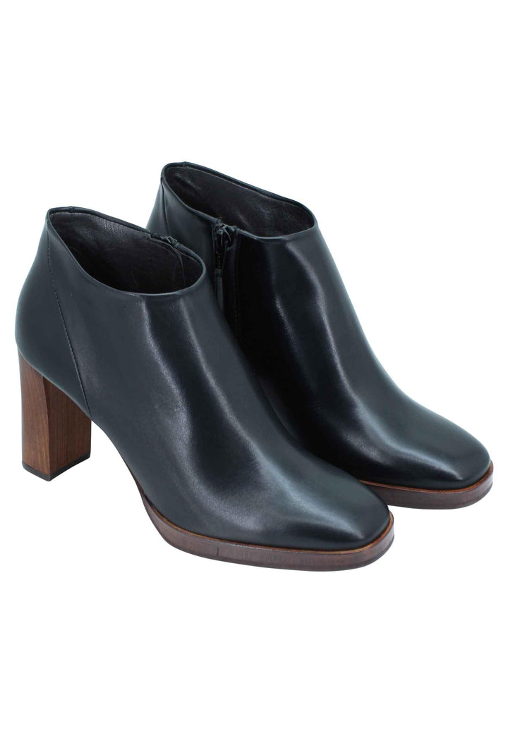 Stivaletti ankle boot donna in pelle nera tacco alto e plateau 2023 001 Zinda 
