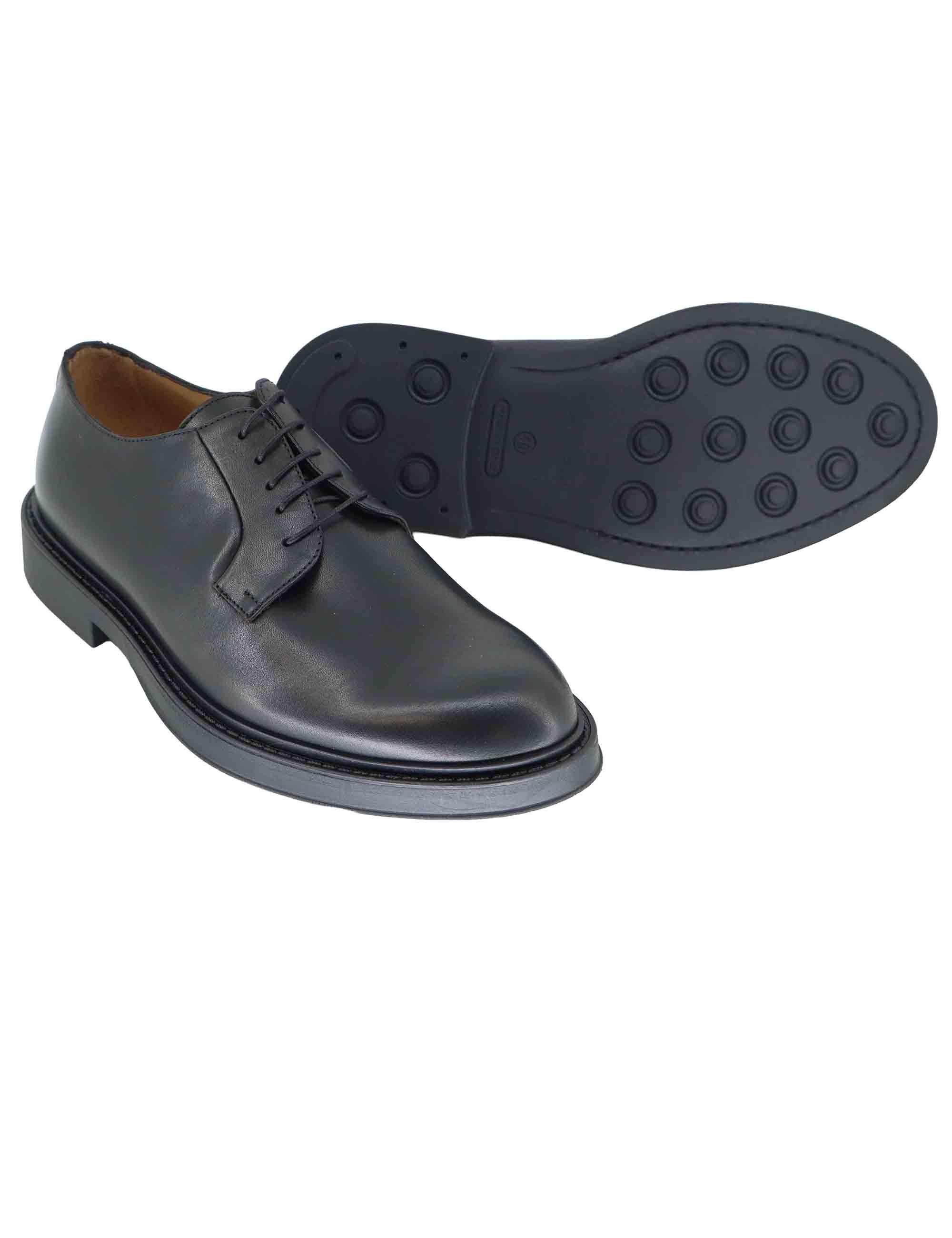 Stringate uomo in pelle nera con suola in gomma SP044 001 Spatarella 