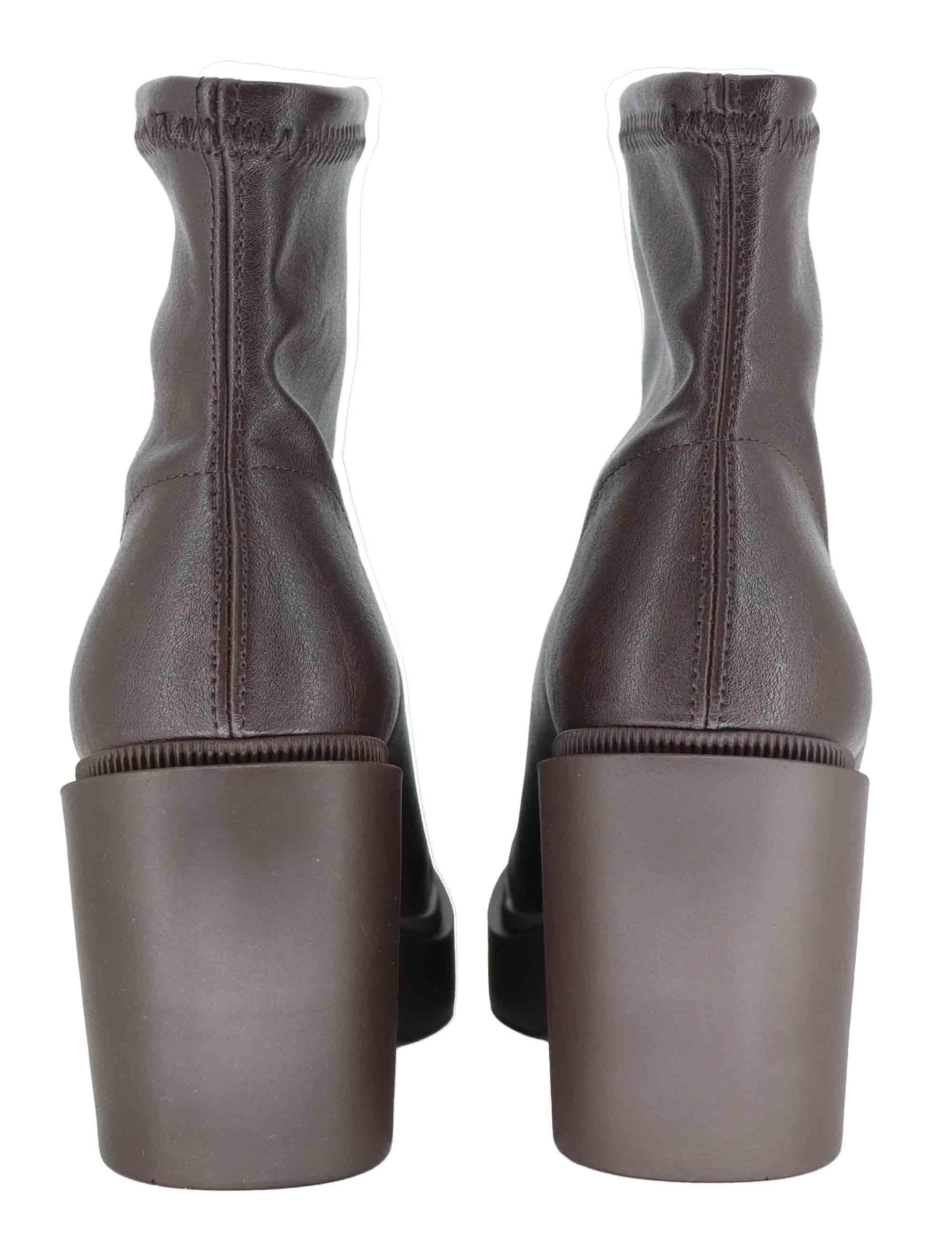 Stivaletti donna in tessuto elasticizzato marrone e zeppa alta 78515-64 44 Miss Elastic 