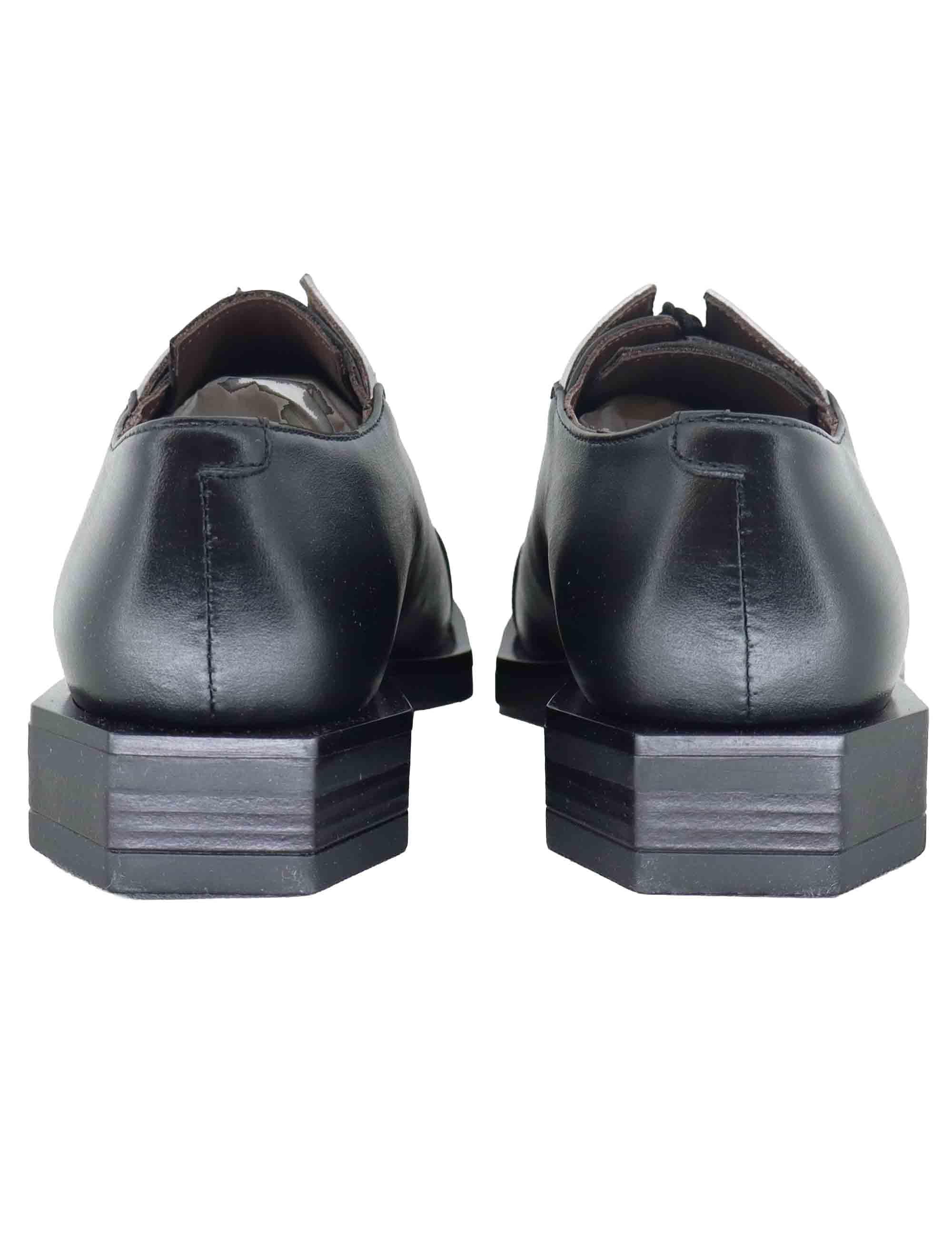 Stringate donna in pelle nera e argento tacco basso G18 1 Le Bohemien 