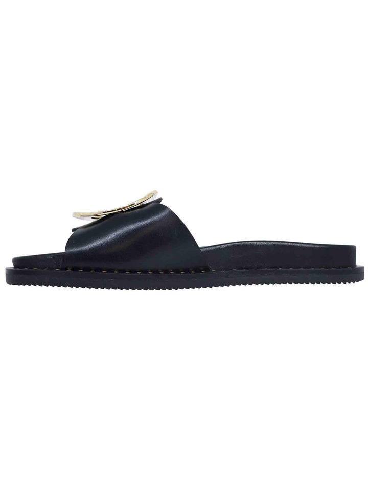 Sandali donna flat in pelle nera con fussbett e fibbia in oro K652 001 Kotris 