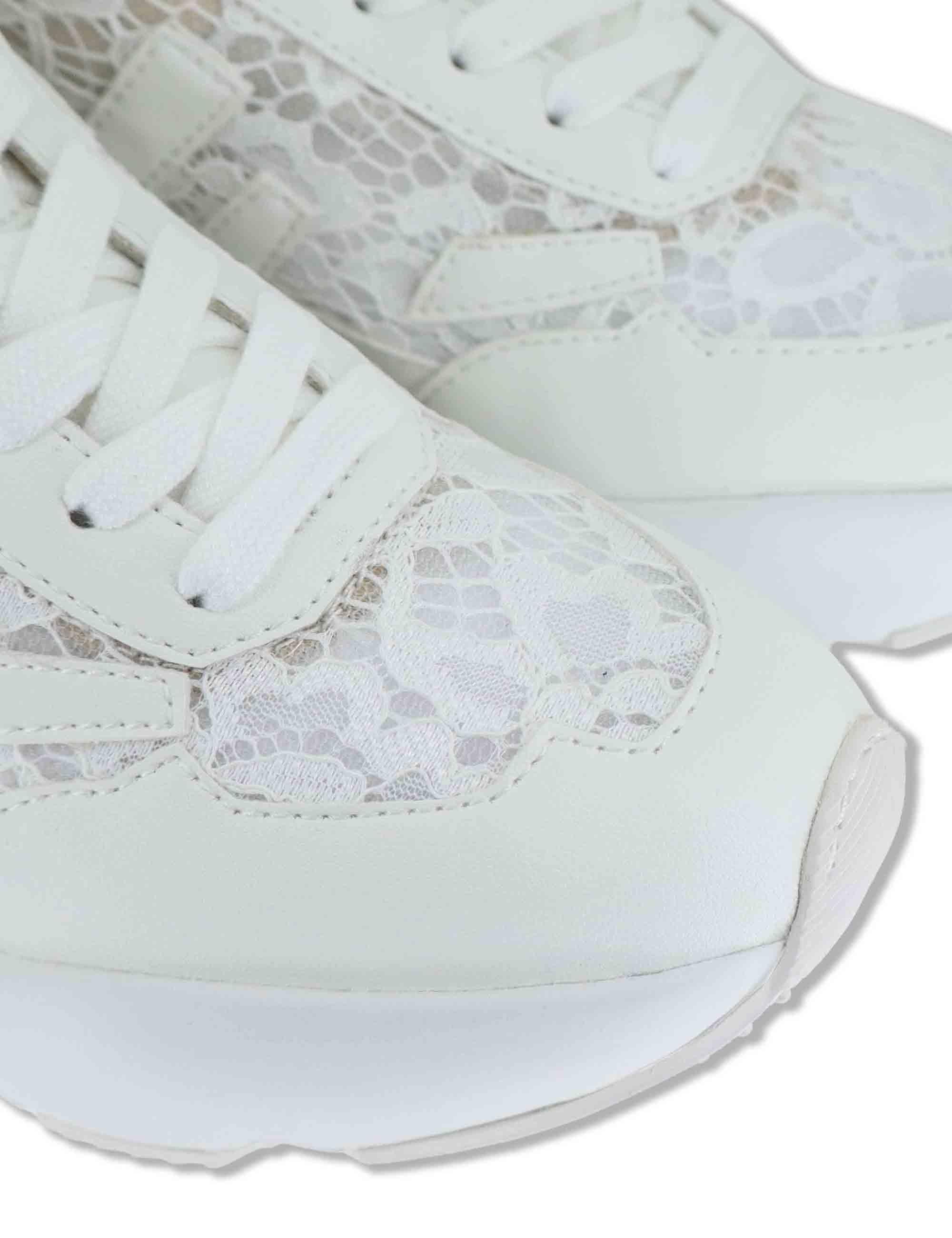 Sneakers donna in pelle e pizzo bianco con zeppa alta in gomma 4009-84585 2 Ruco Line 