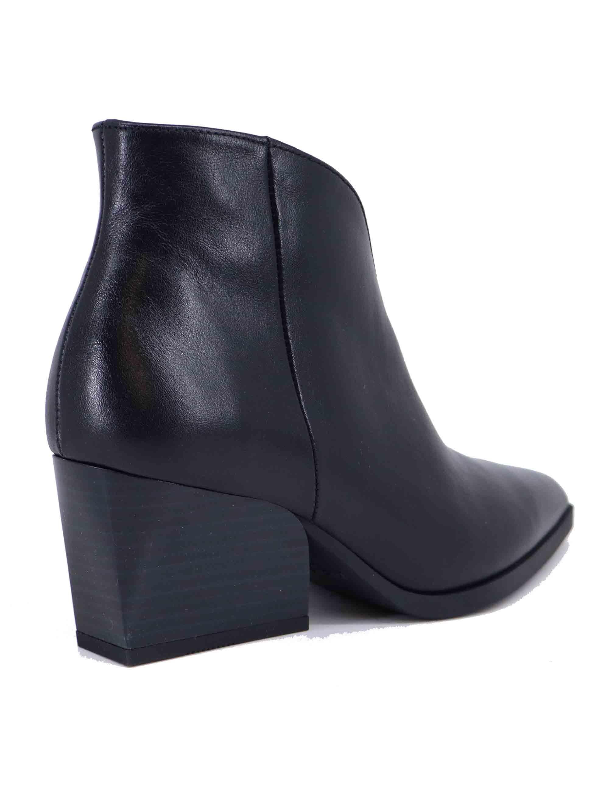 Stivaletti texani donna in pelle nera con tacco medio HI243735 C006 Hispanitas 