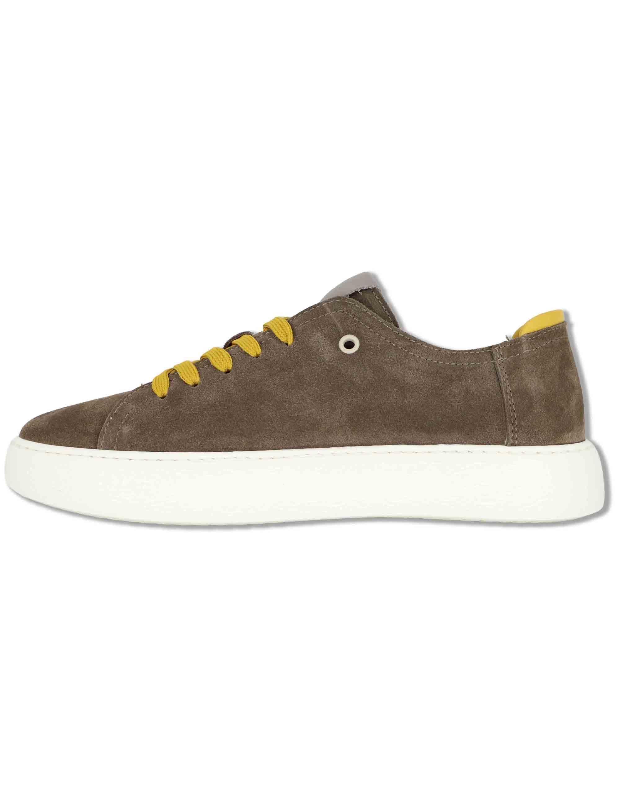 Sneakers uomo in camoscio taupe con suola alta ultra leggera SPLU8020-U 028 Spatarella 