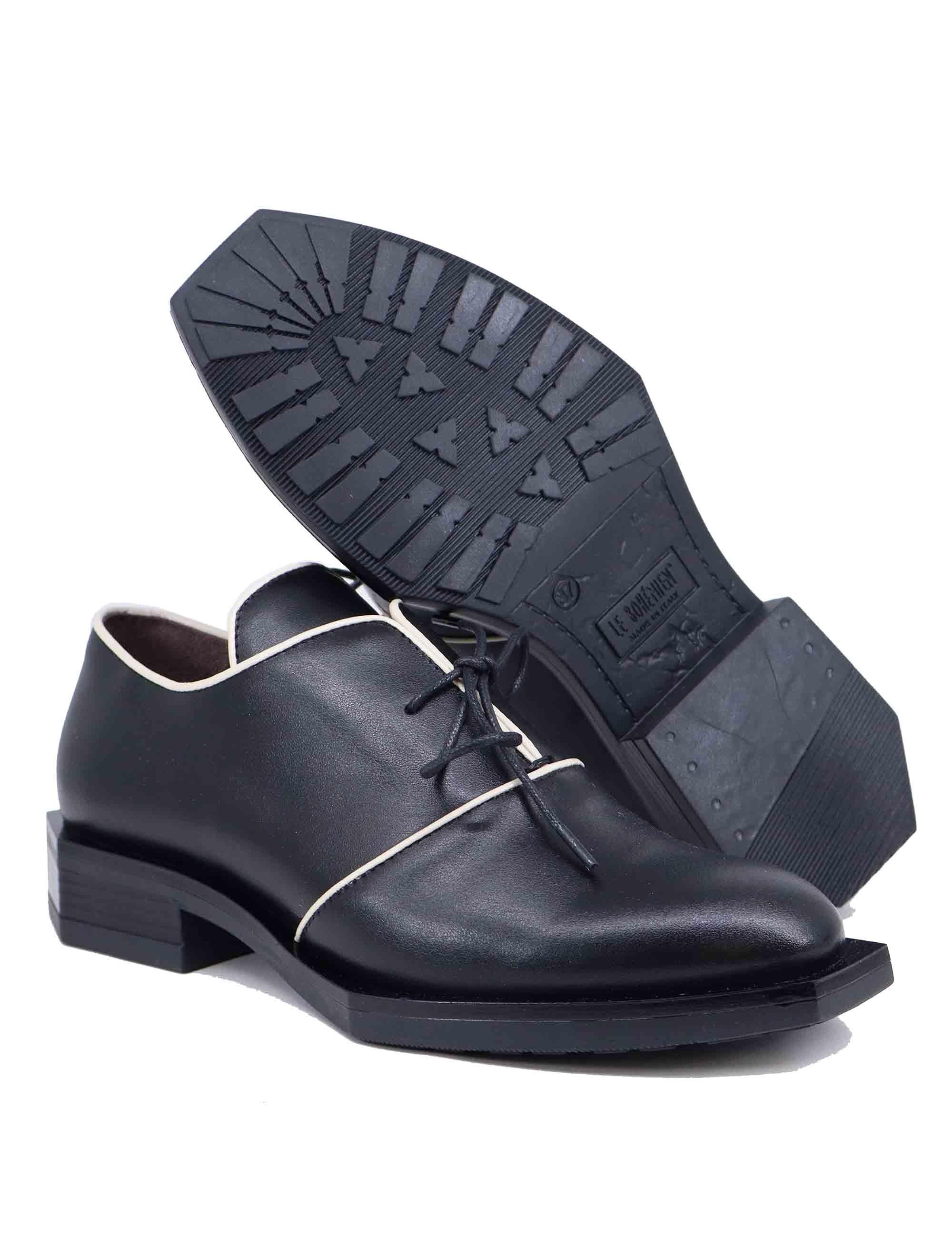 Stringate donna in pelle nera con profili a contrasto K32-1L 001 Le Bohemien 