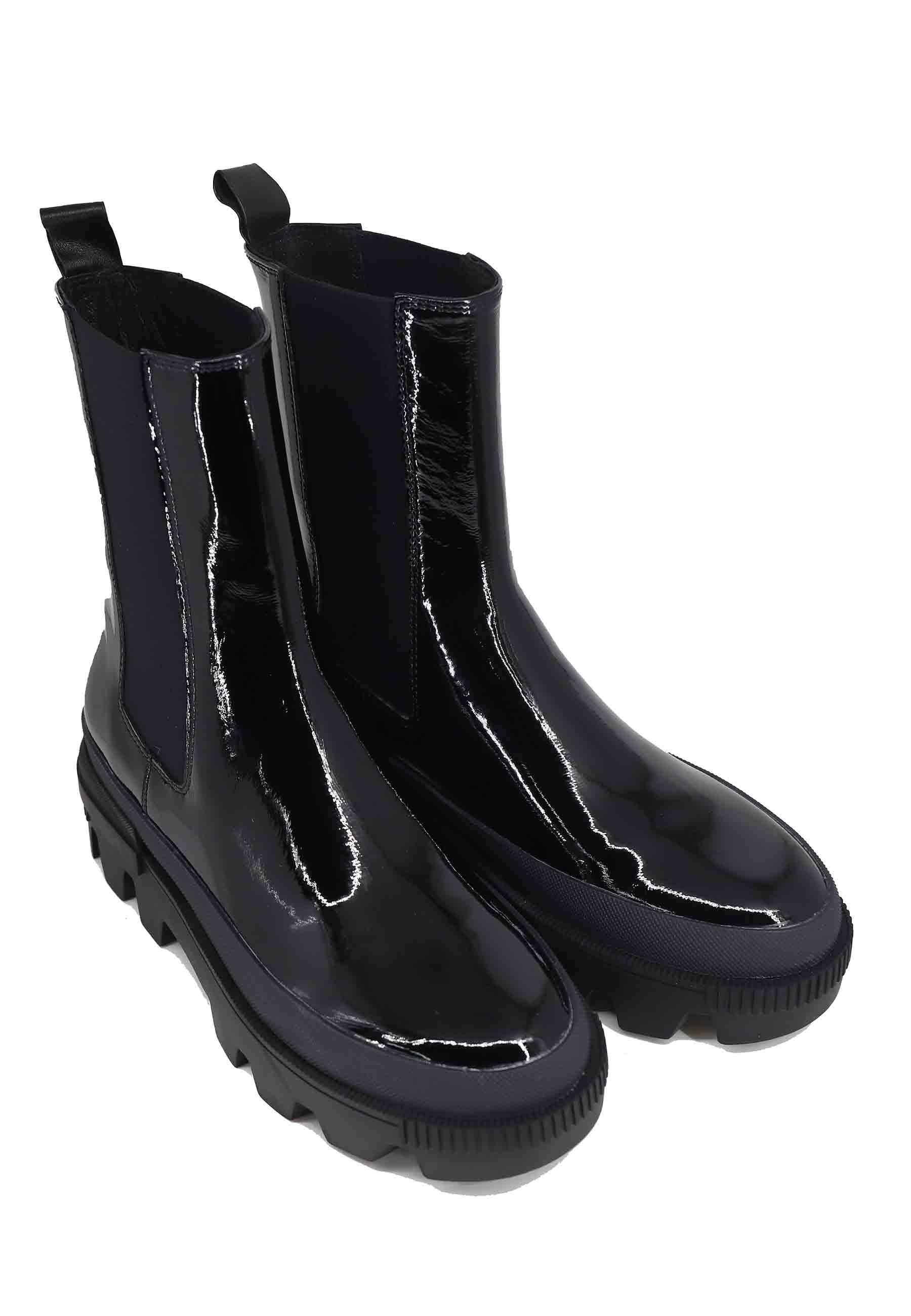 Stivaletti Donna Violet Donna 830T10VK 001 - Vernice Nera e Suola Carrarmato