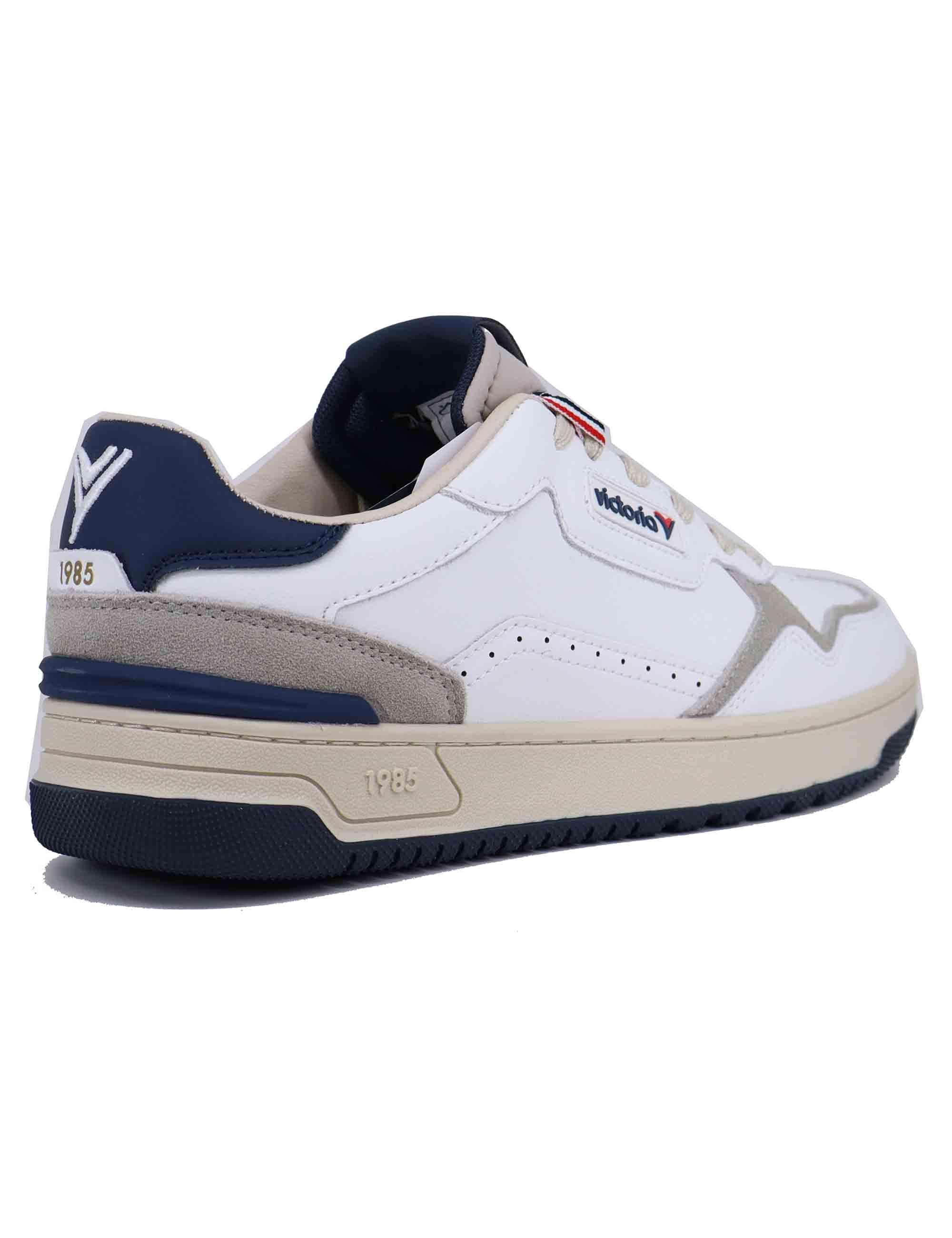Sneakers uomo in pelle bianca con riporti blu 8800119 Marino Victoria 