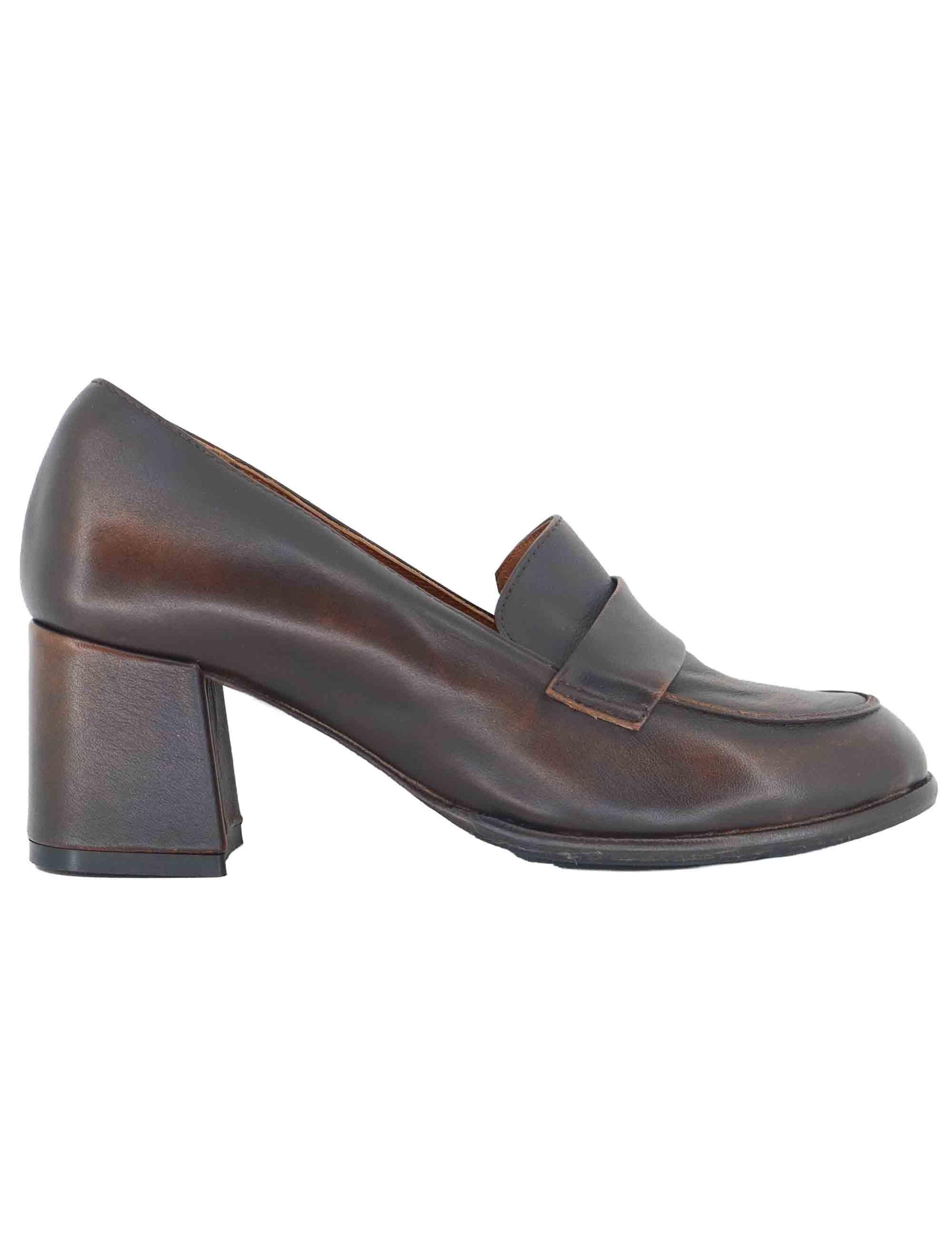 Mocassini donna in pelle vintage marrone tacco medio MO2600 014 L'Arianna 
