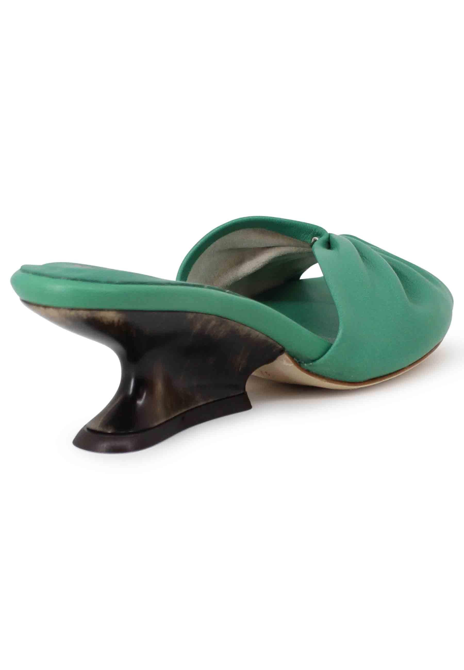 Sandali donna in pelle verde con zeppa bassa DS1649 005 L'Arianna 